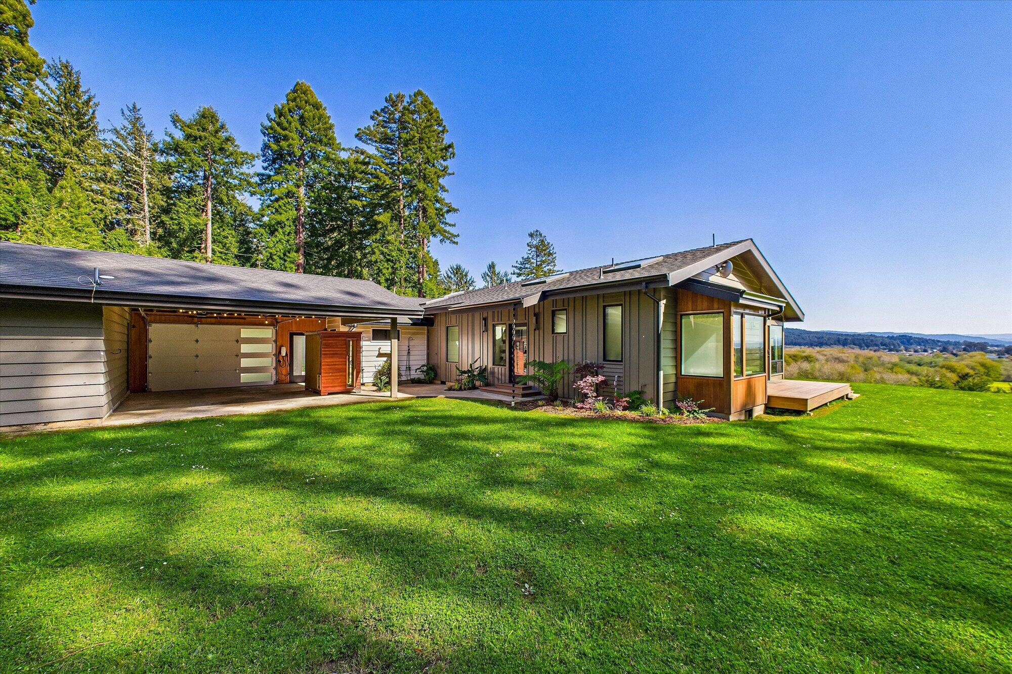 2175 N Bank Road, McKinleyville
