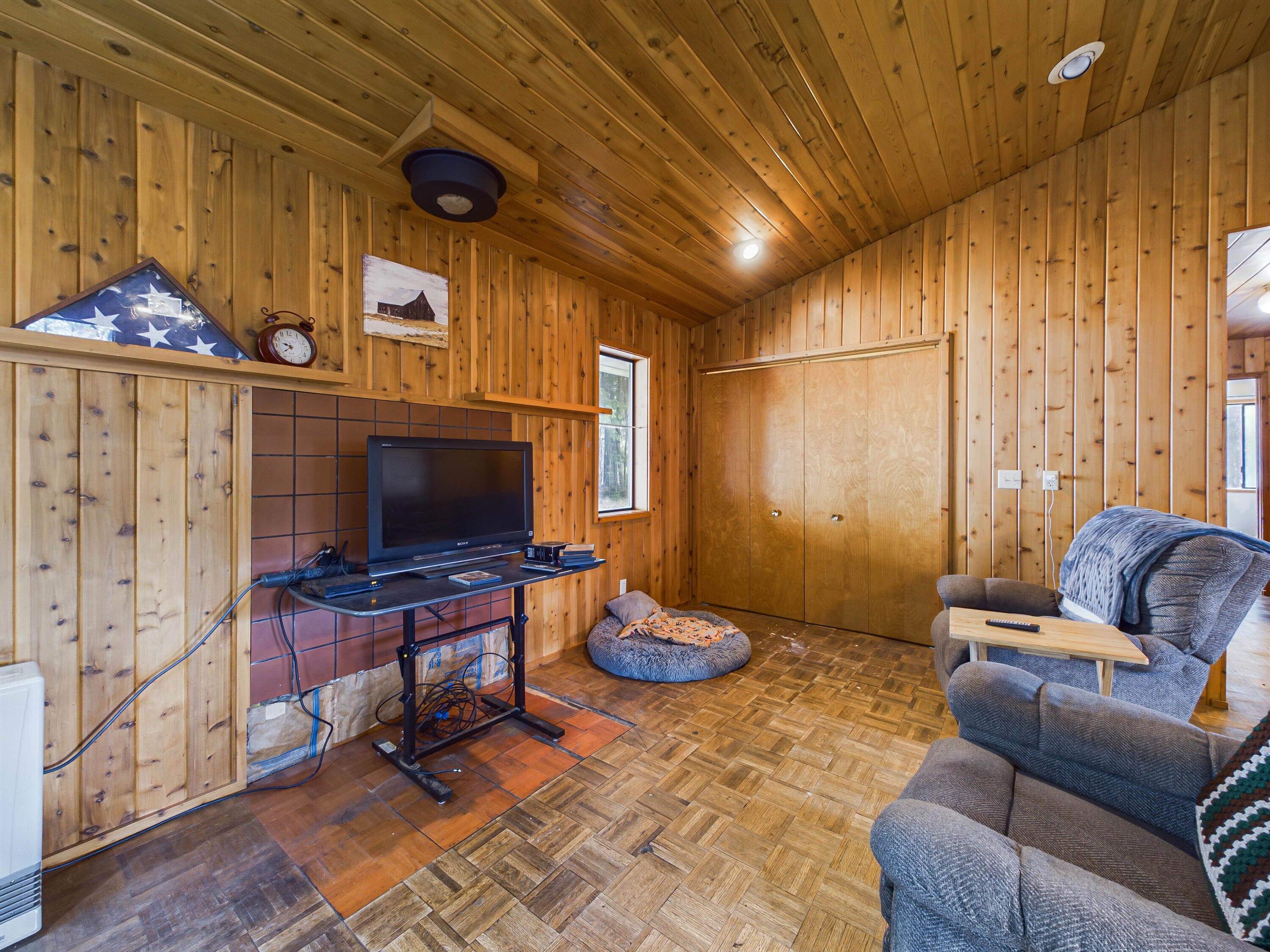 80 Pine Cone Lane