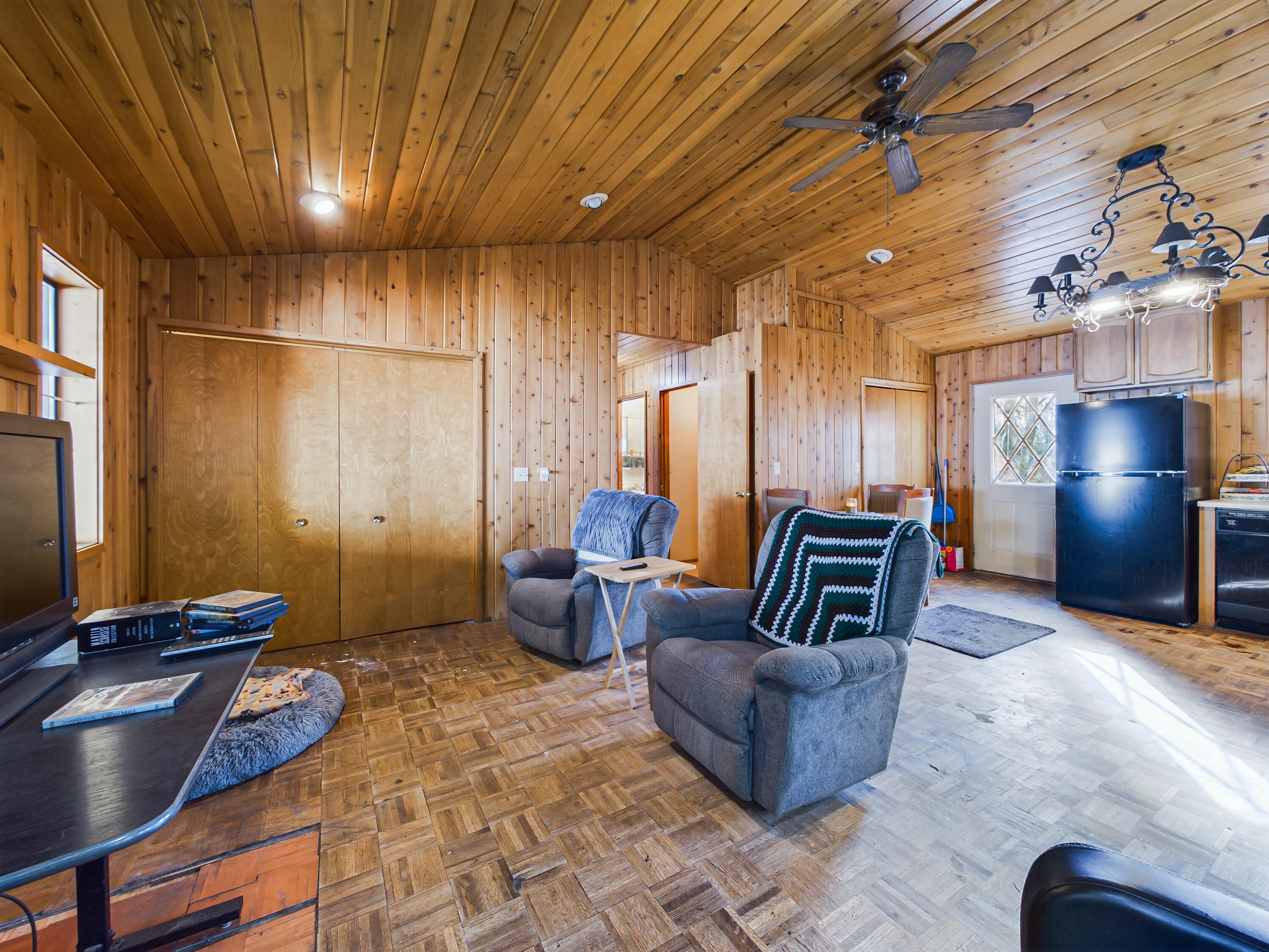 80 Pine Cone Lane