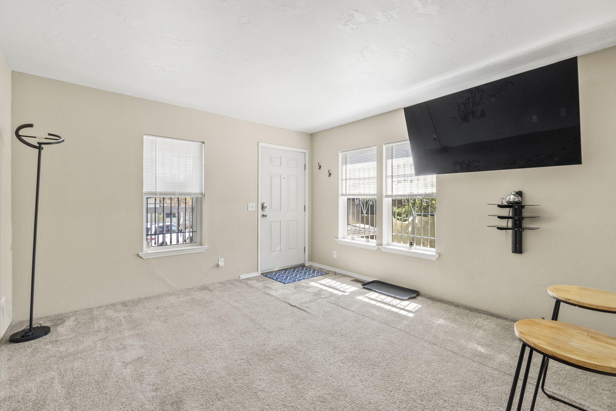 72 West Coast Drive 18