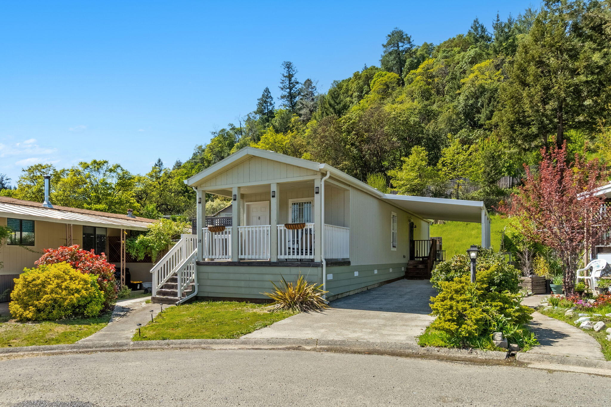 72 West Coast Drive 18