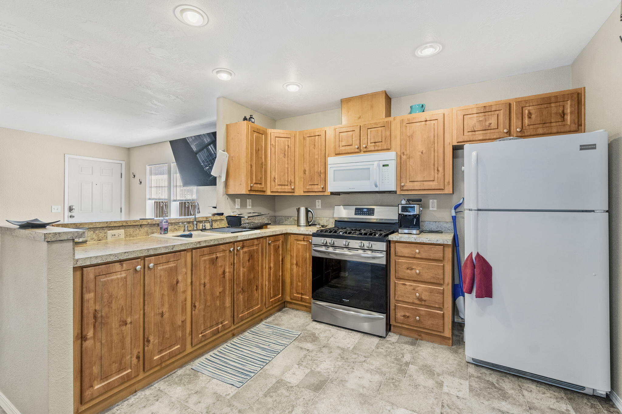 72 West Coast Drive 18