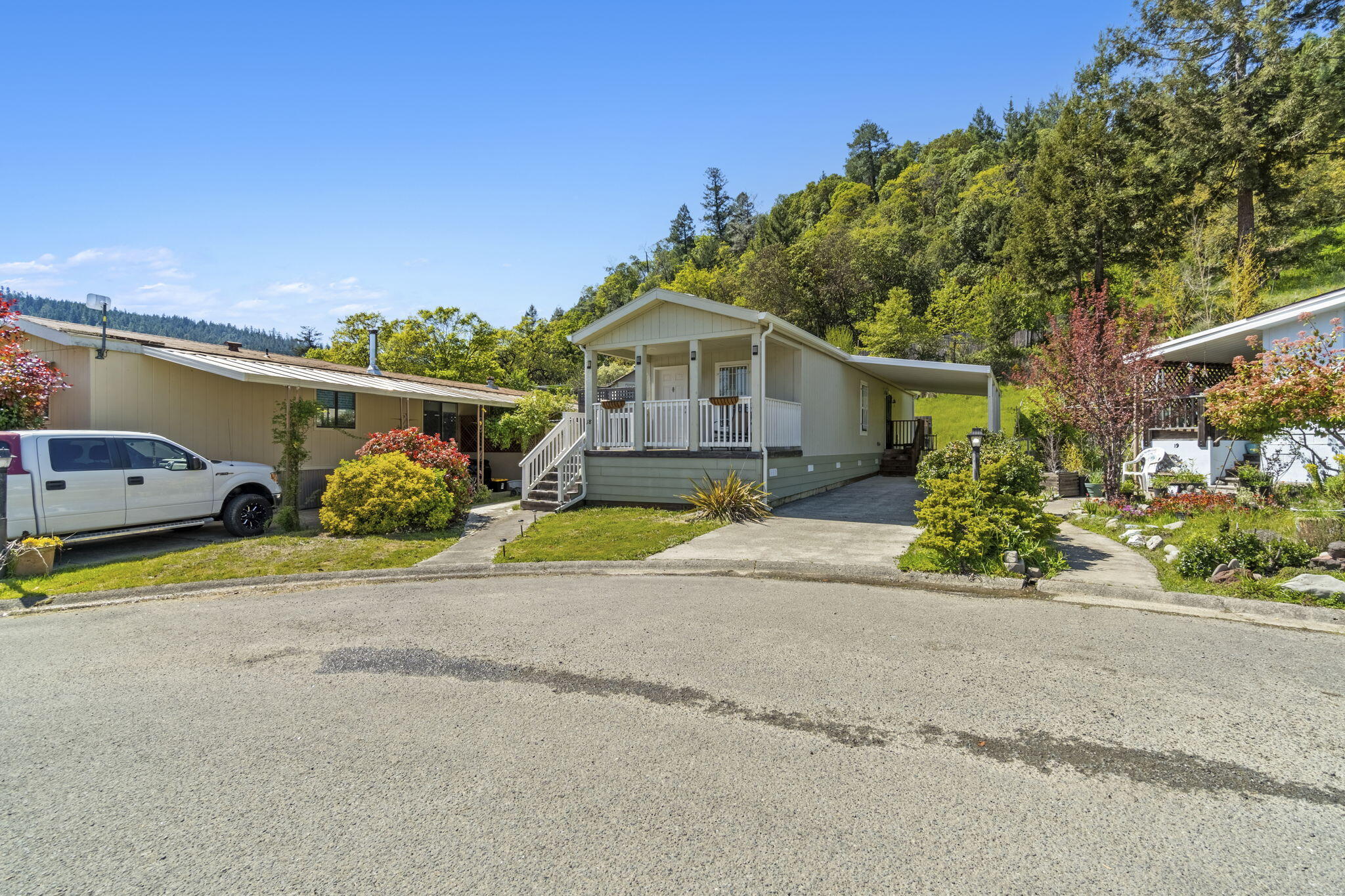 72 West Coast Drive 18