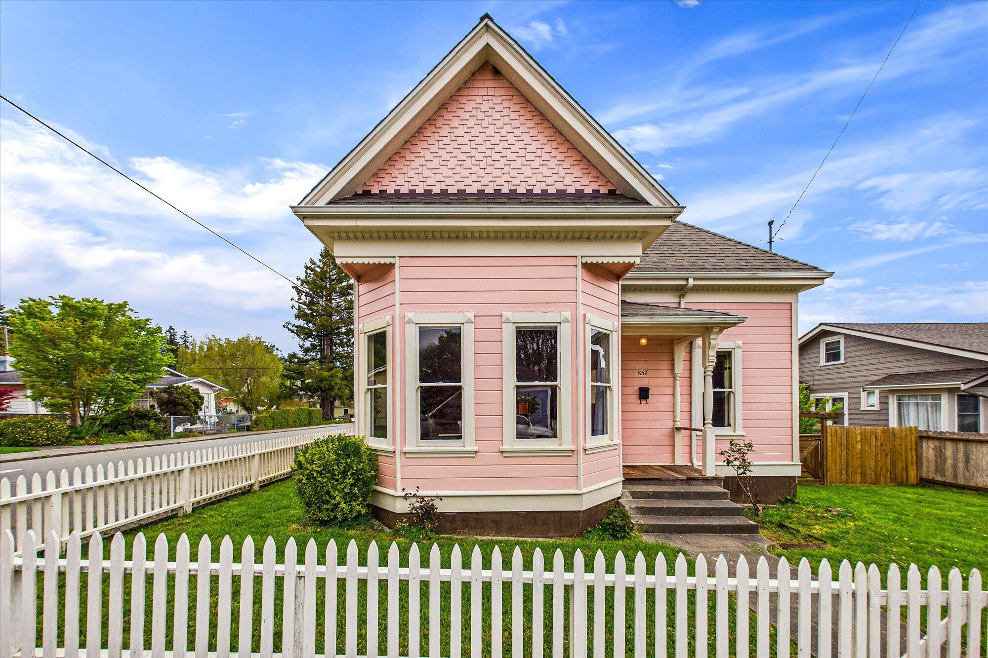 857 7th Street