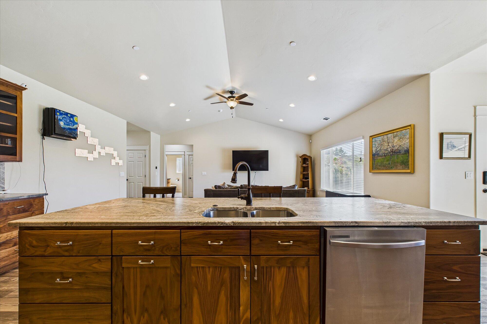 1720 Tasi Lane, McKinleyville