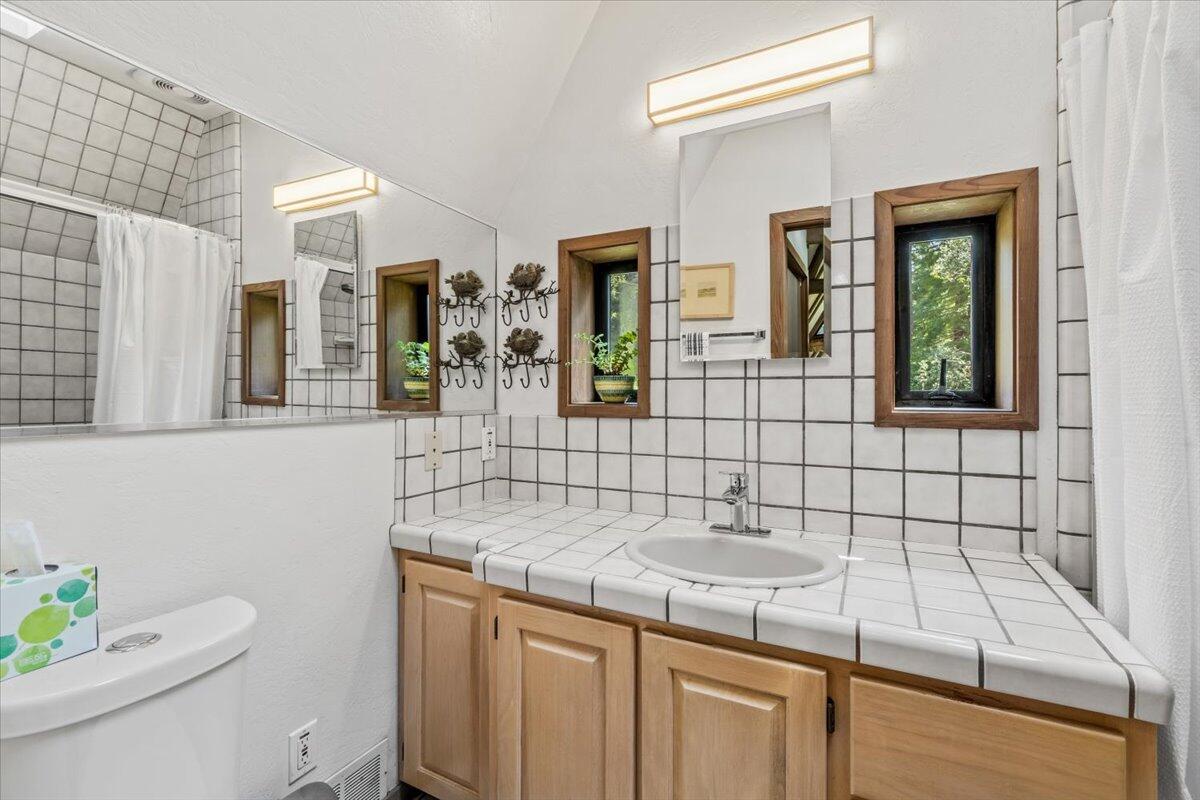 3089 Pigeon Point Road