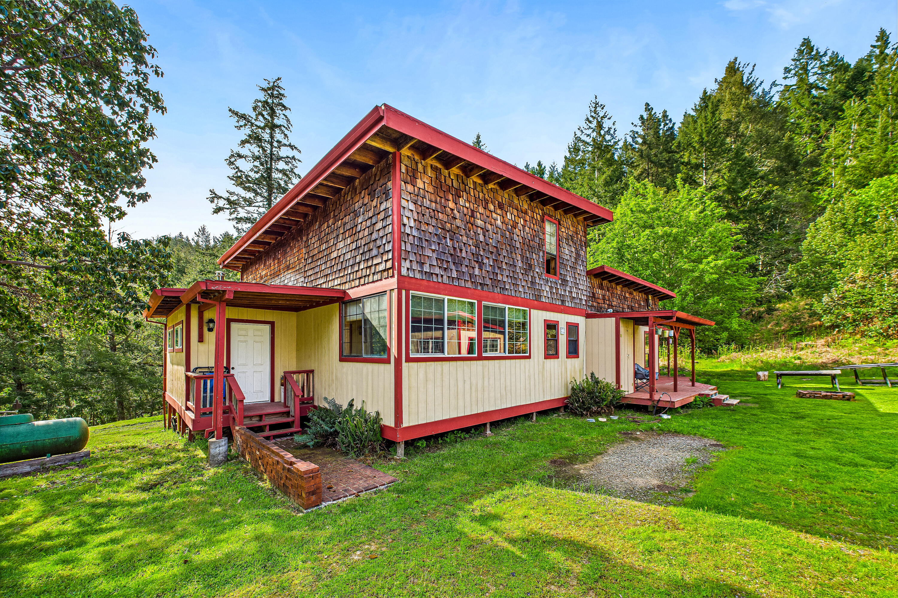 2761 Mahan Road