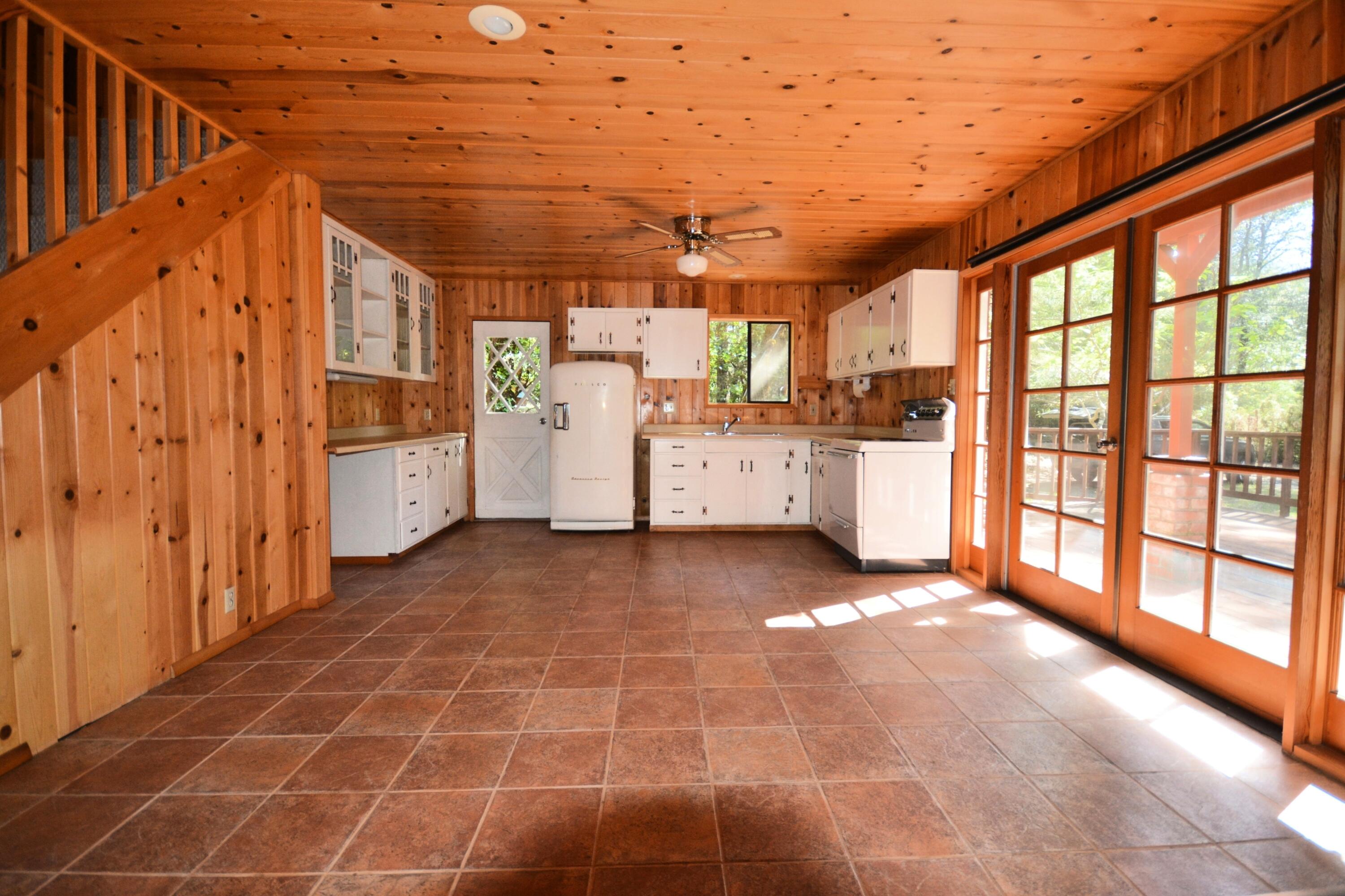 55 Oak Tree Lane