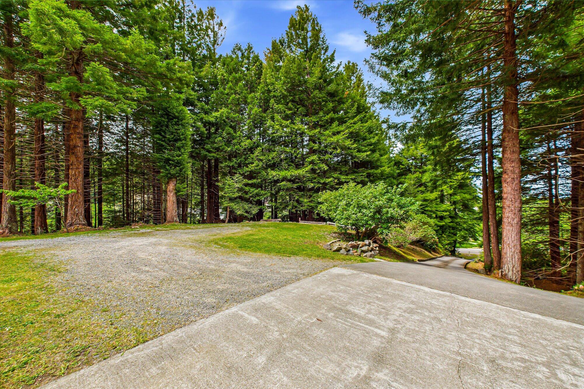 2651 Spears Road