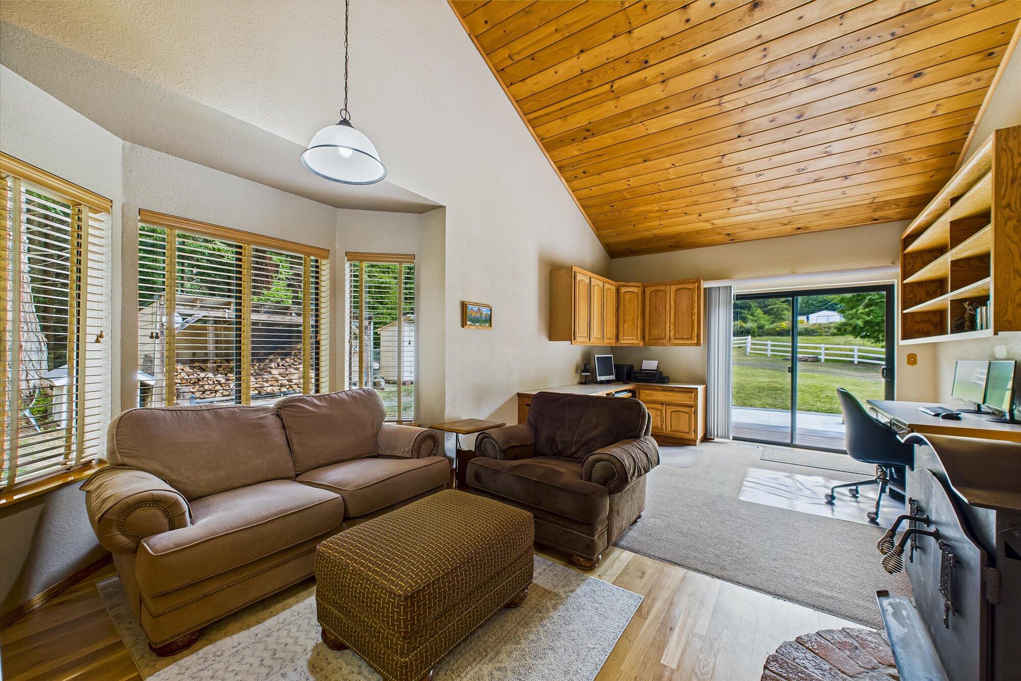 2651 Spears Road