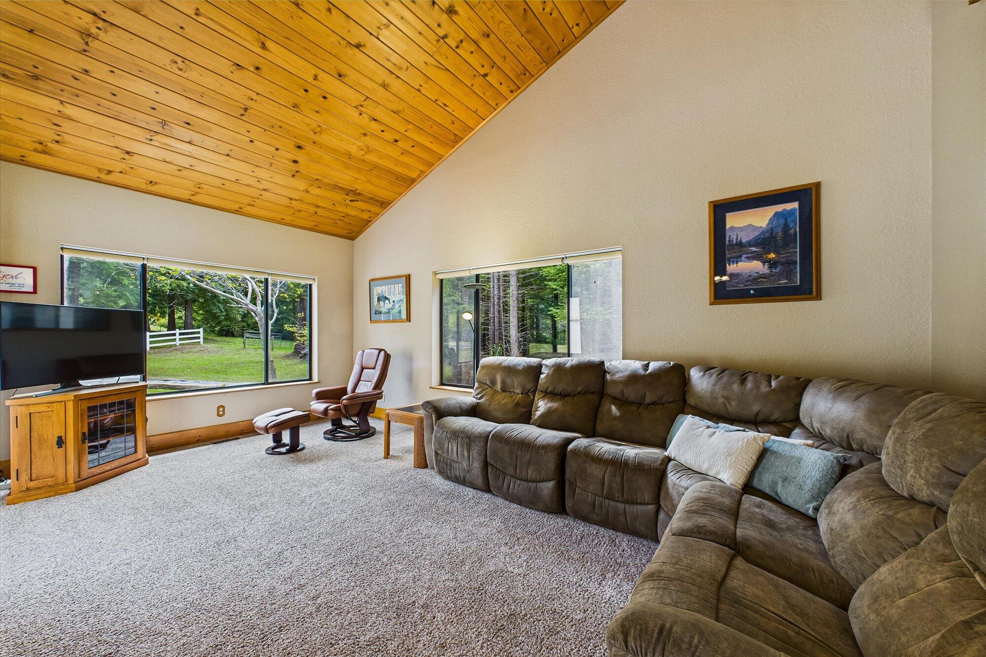 2651 Spears Road