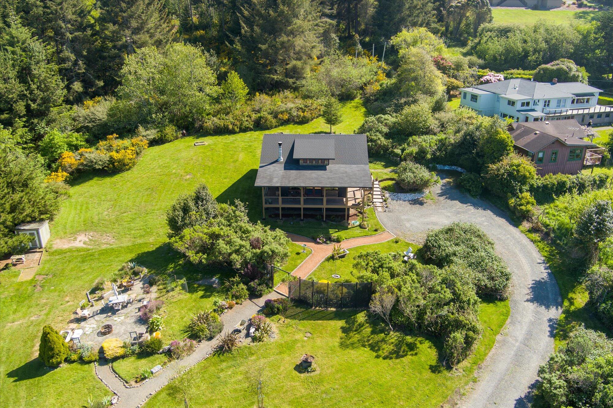2460 Lee Lane