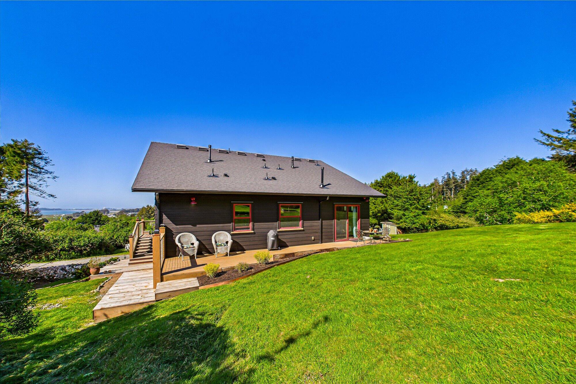 2460 Lee Lane