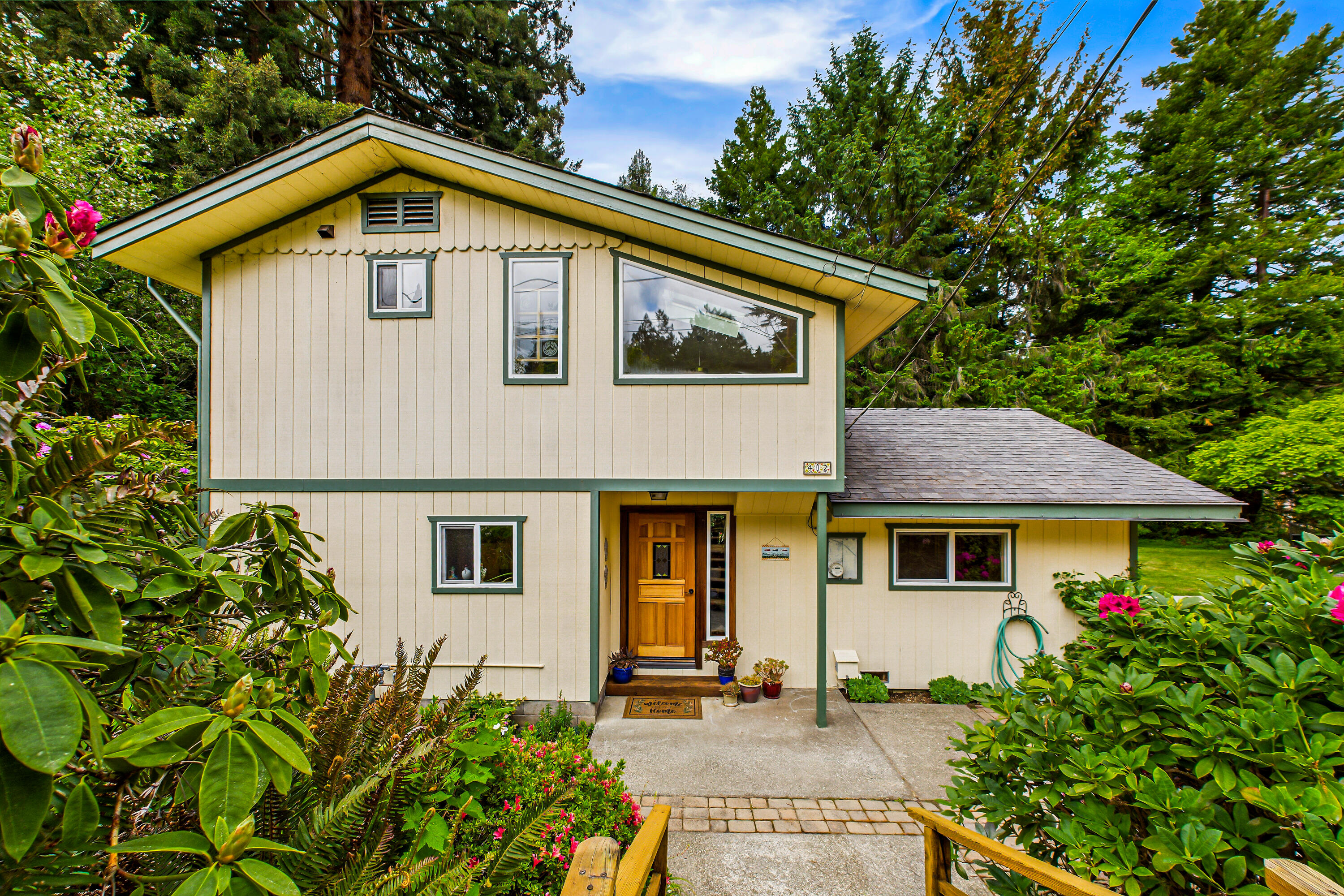 402 Tanglewood Road