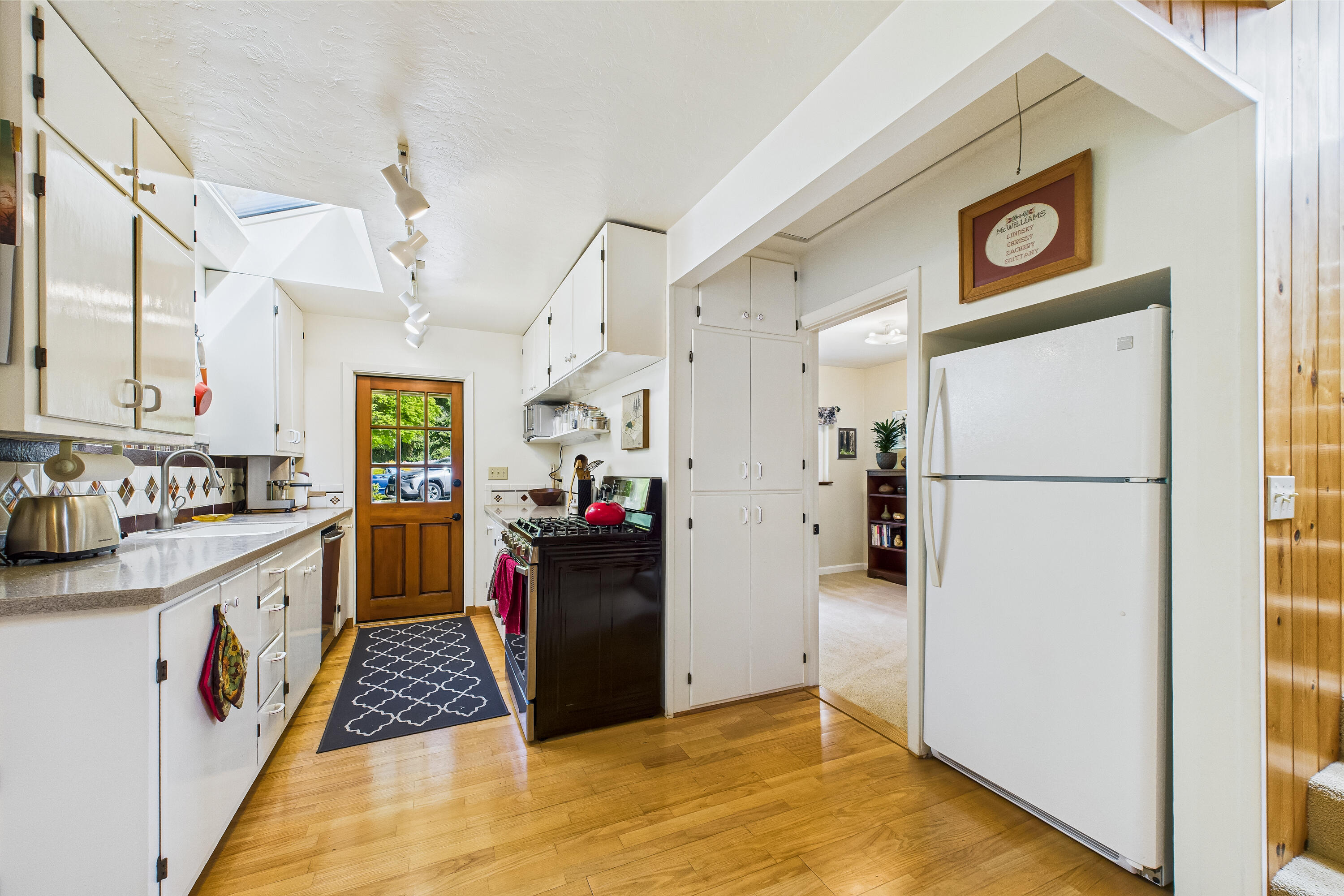 402 Tanglewood Road