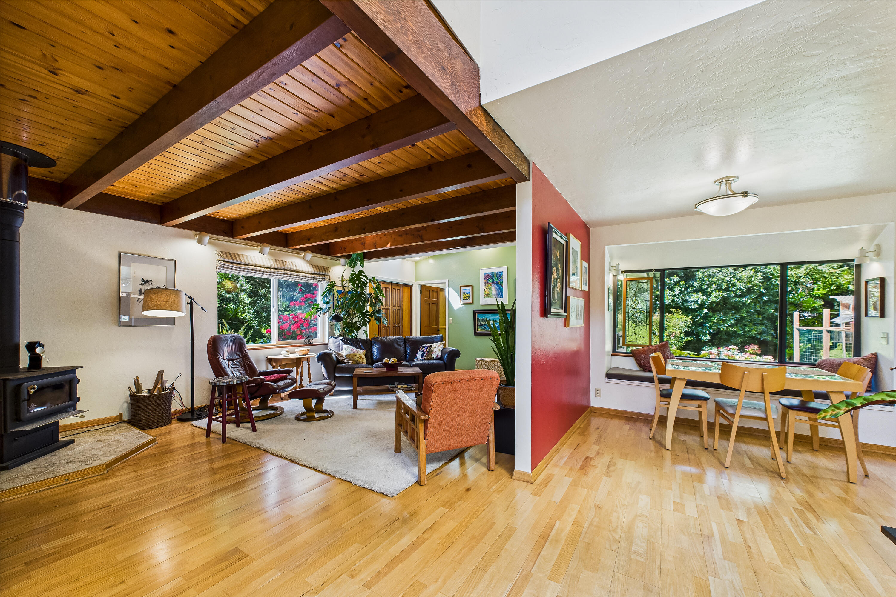 402 Tanglewood Road