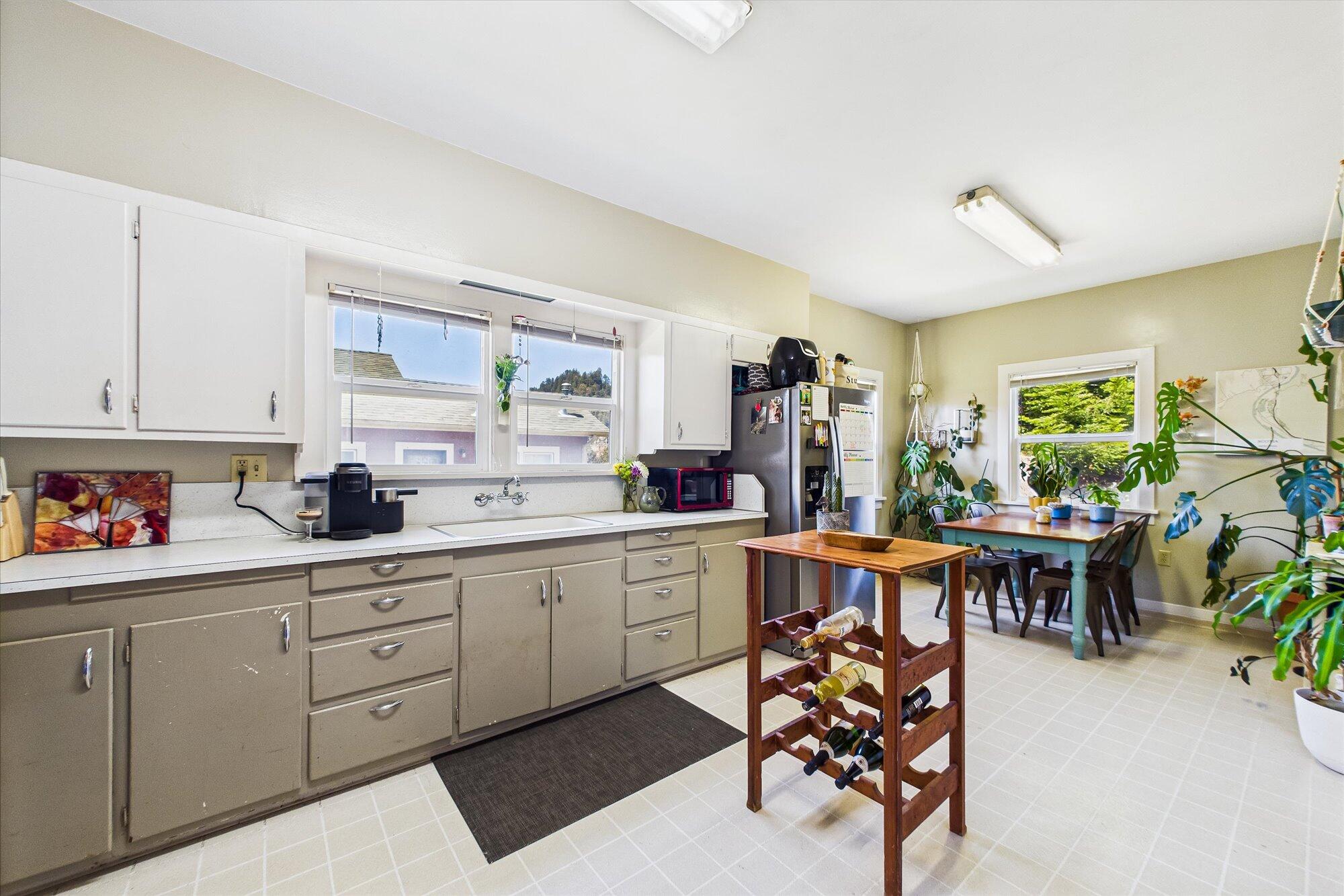 650 3rd Street