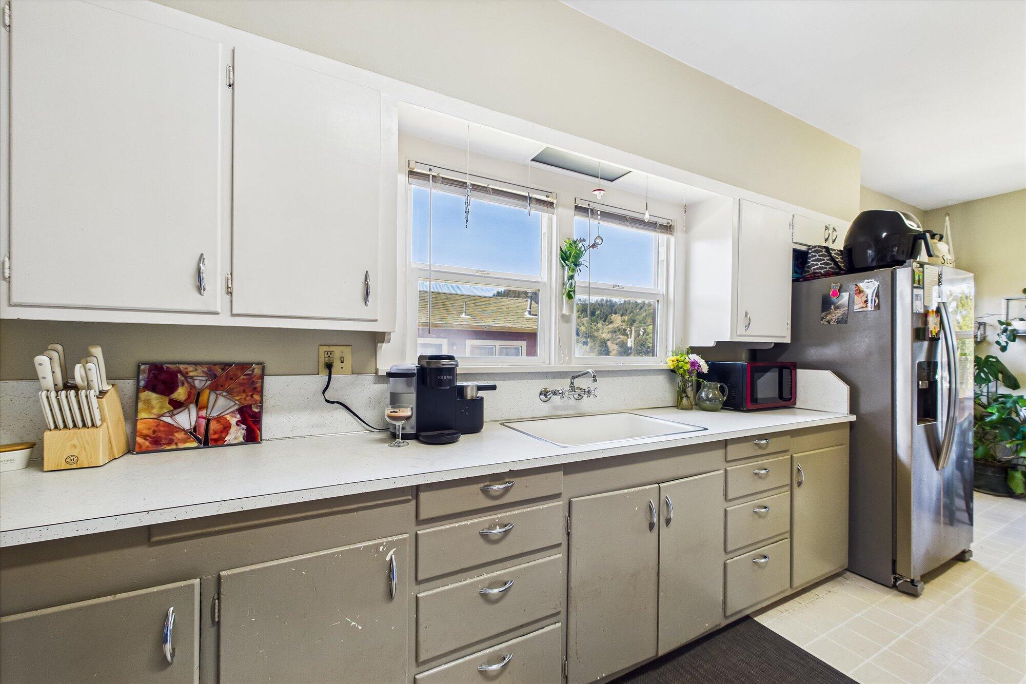 650 3rd Street