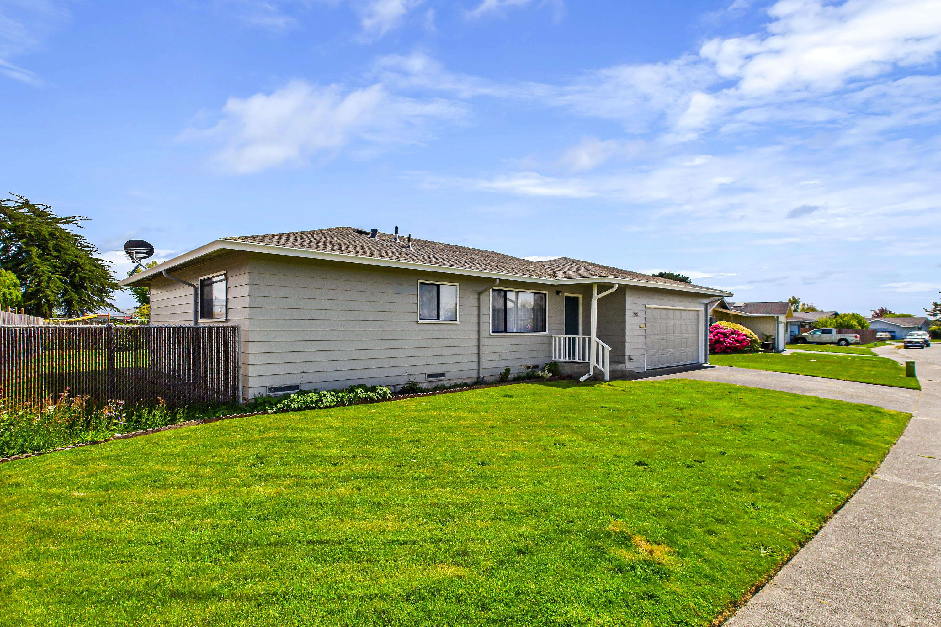 2025 Haeger Avenue