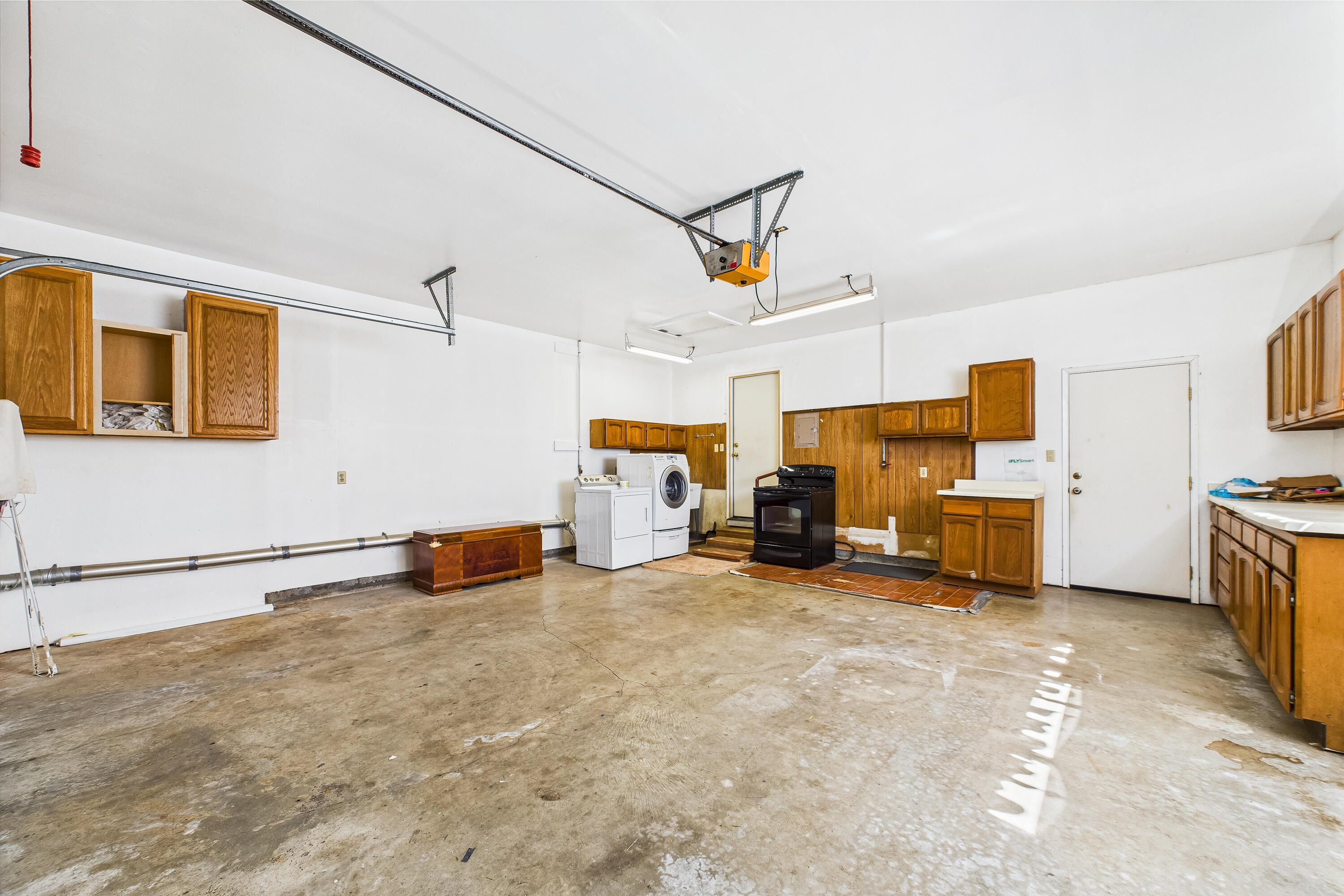 2025 Haeger Avenue