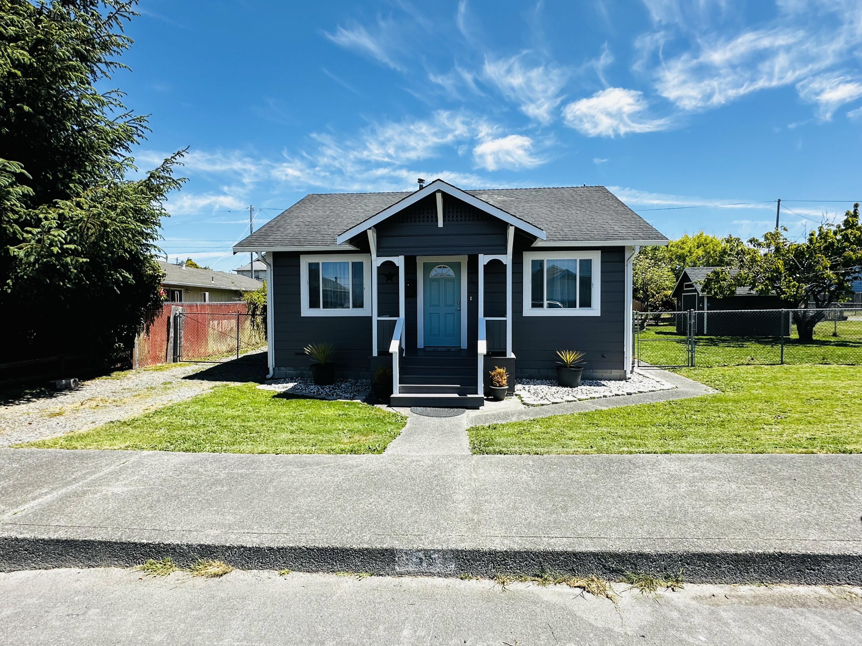 3555 Dakota Street