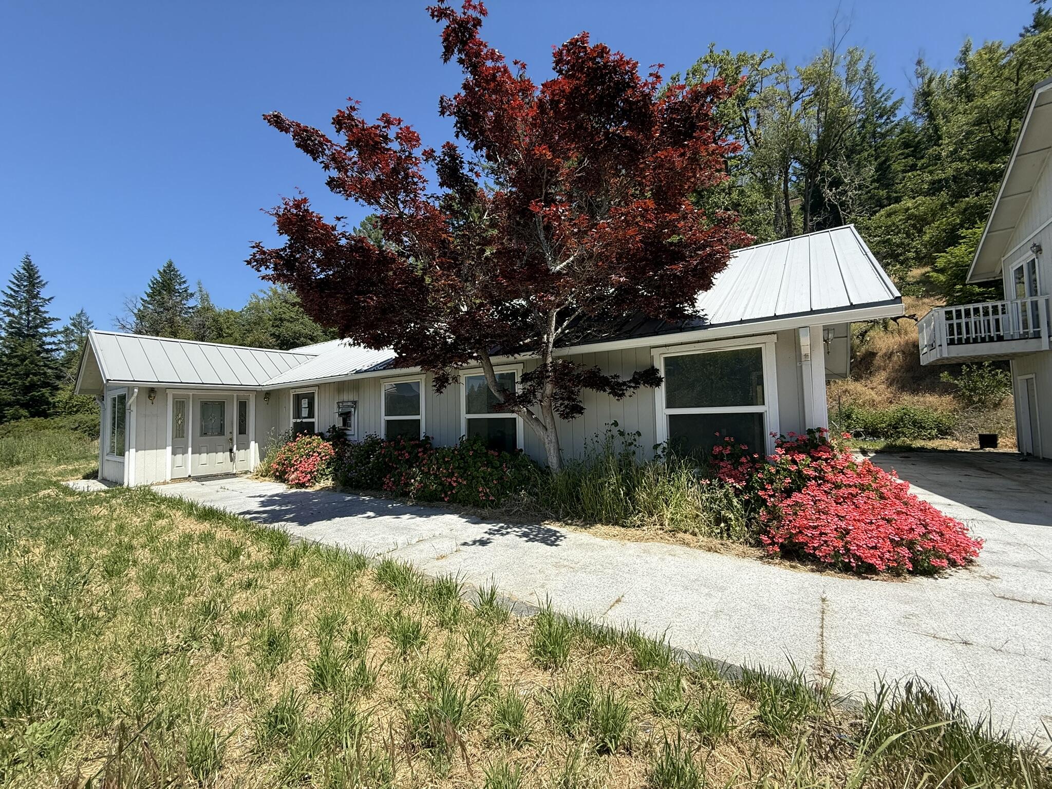 275 B Road
