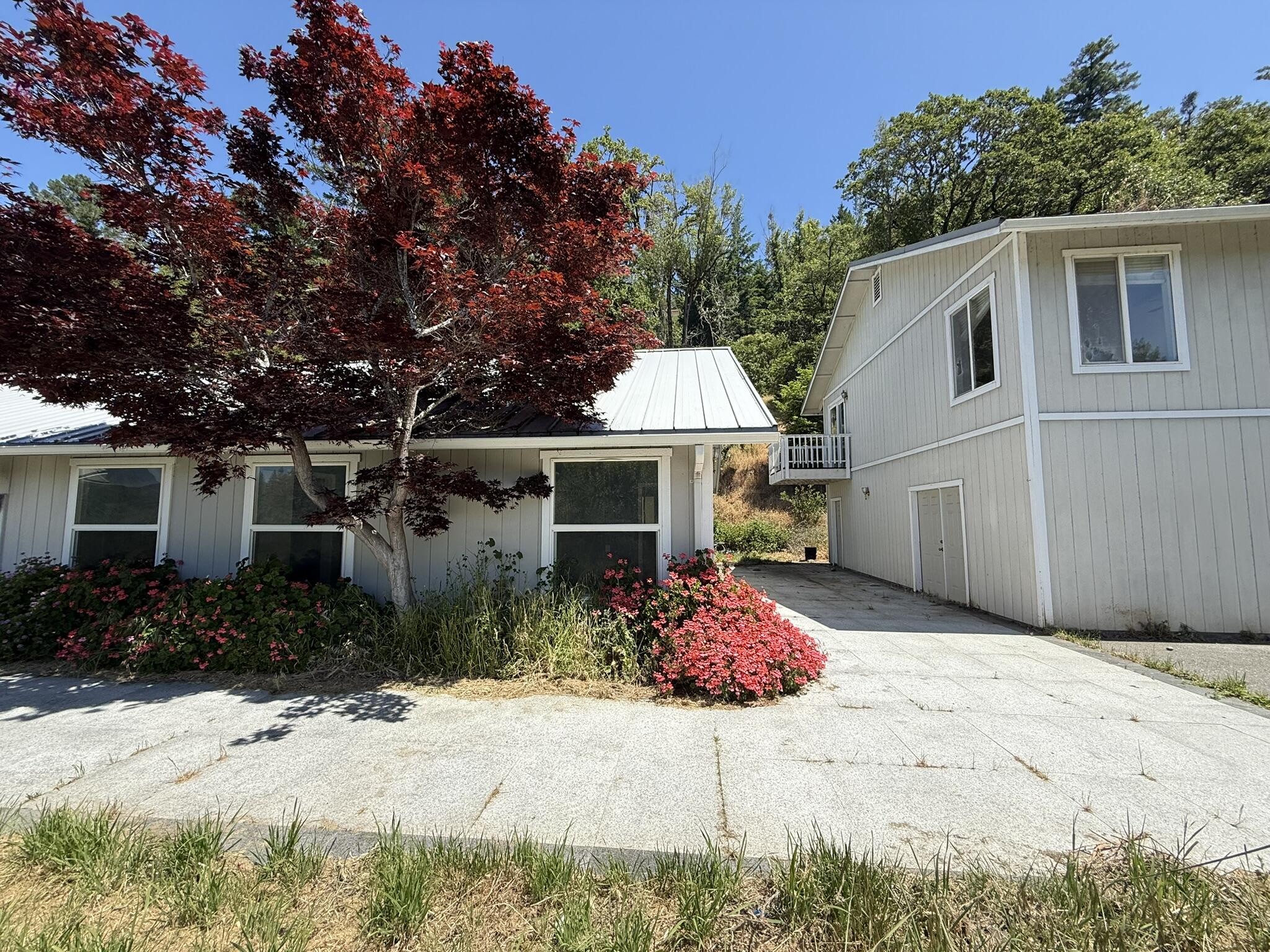 275 B Road