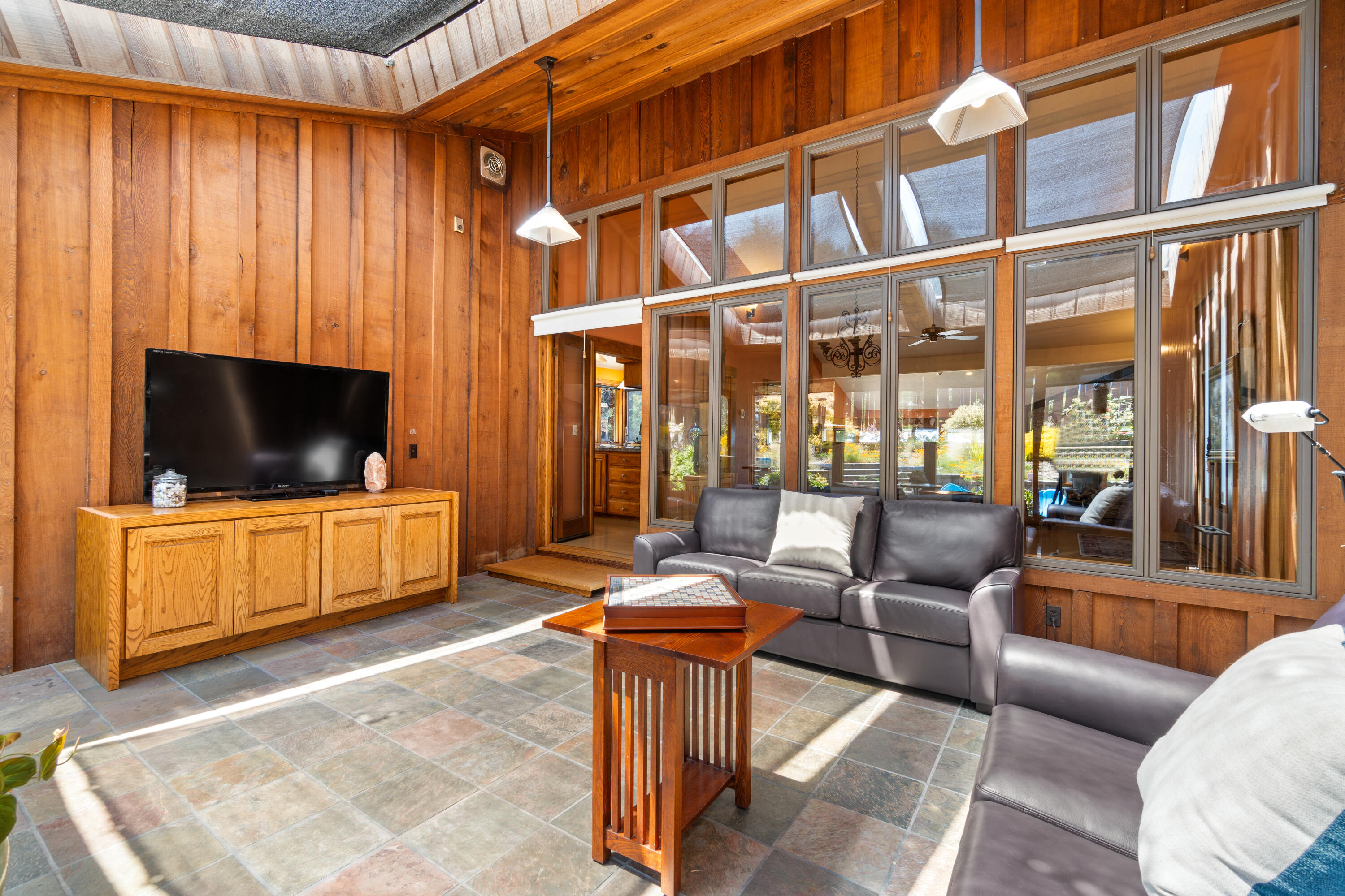 294 Roundhouse Creek Road