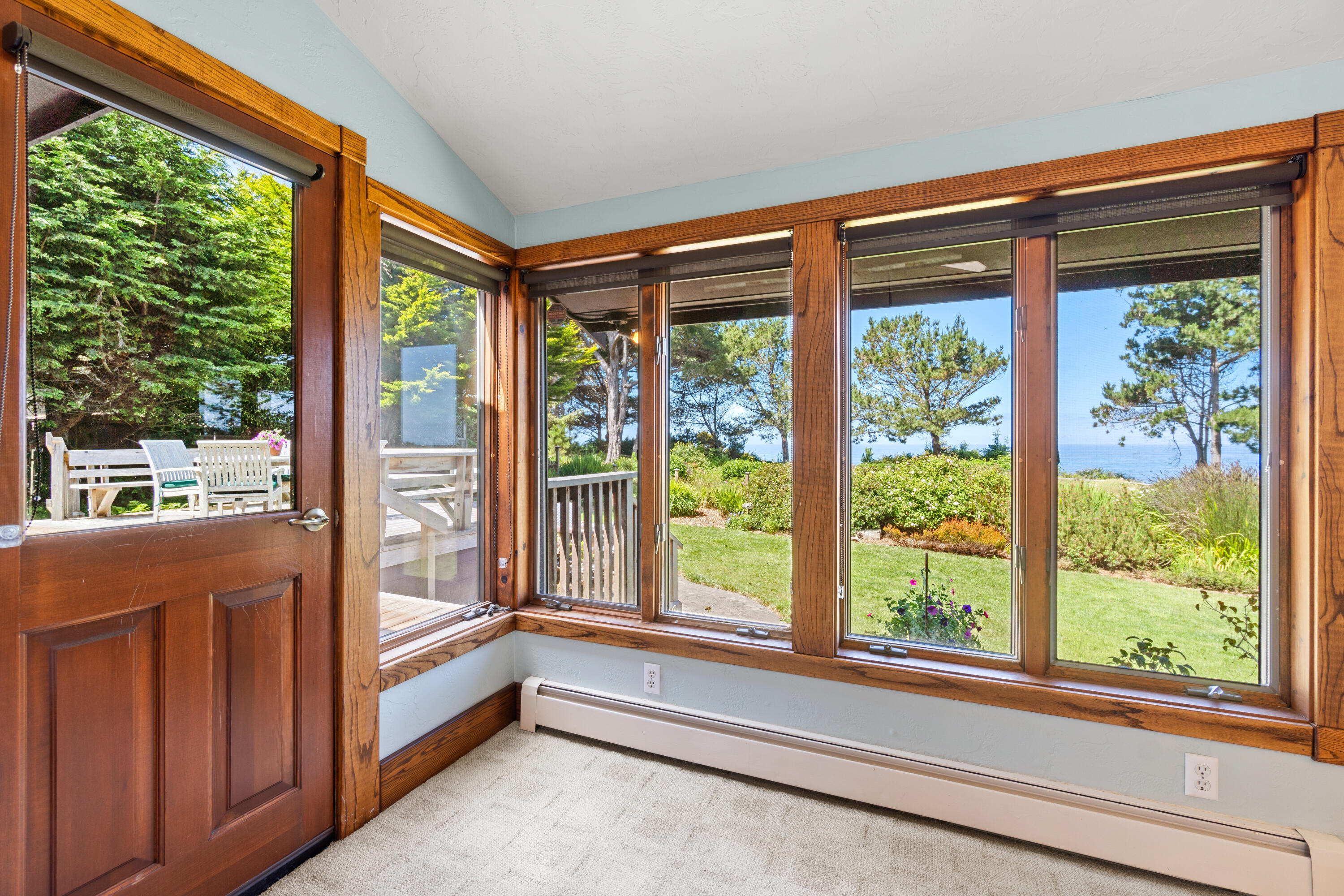 294 Roundhouse Creek Road