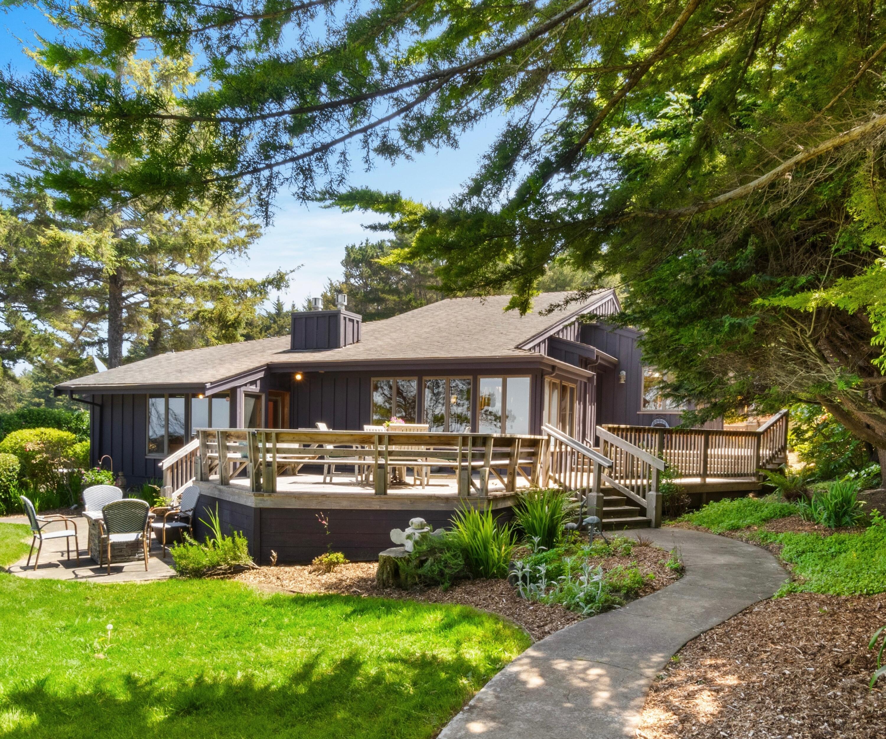 294 Roundhouse Creek Road