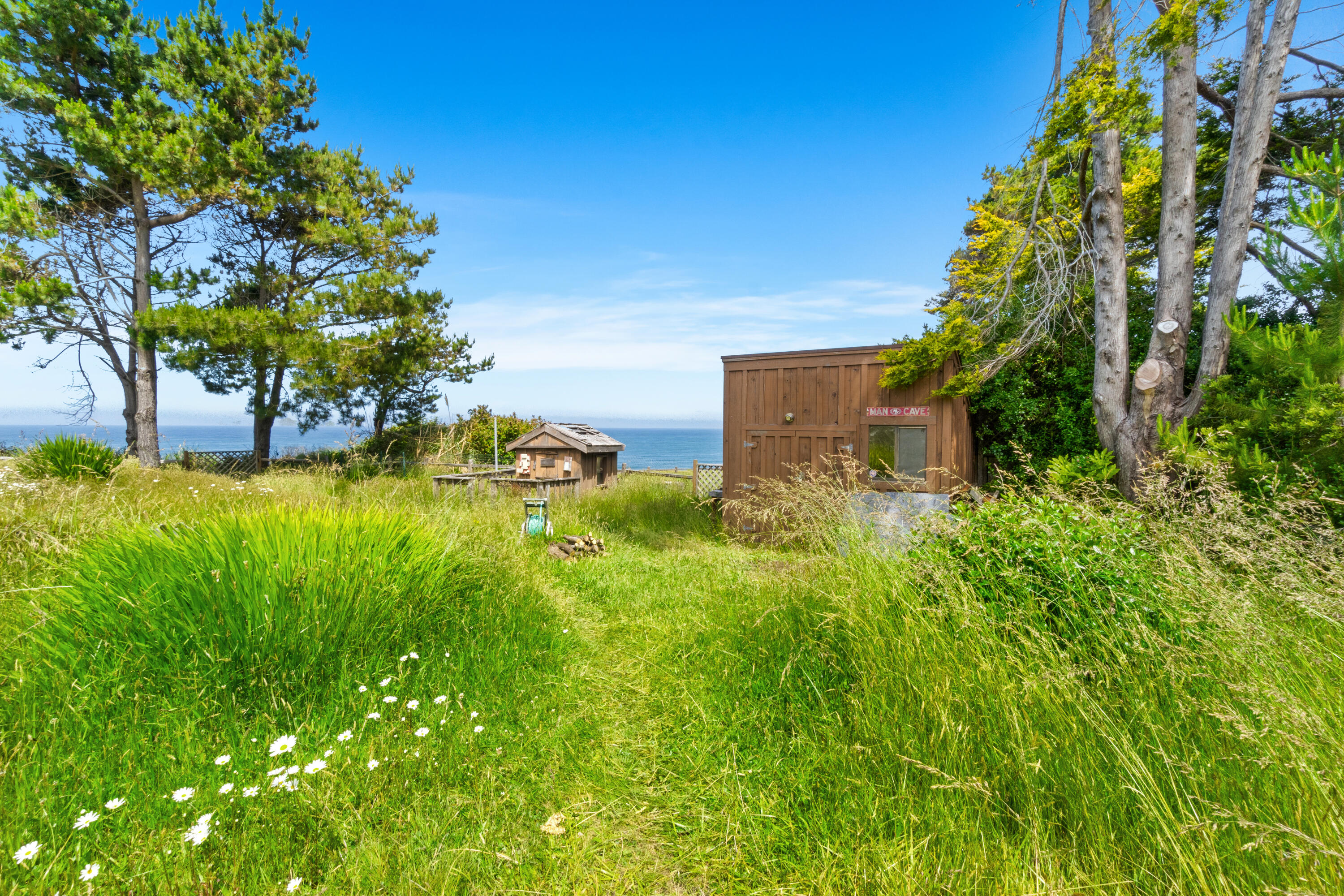 294 Roundhouse Creek Road
