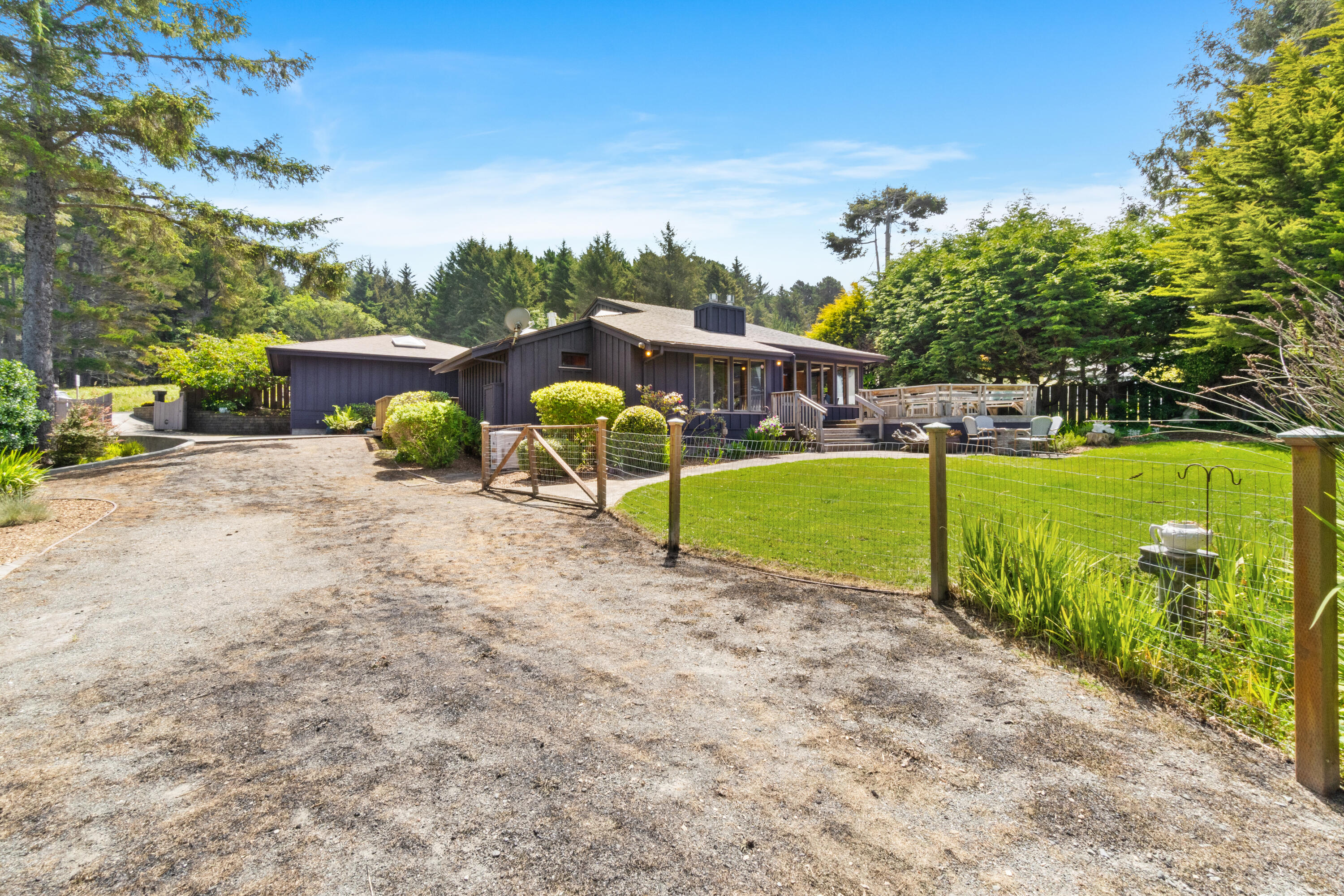 294 Roundhouse Creek Road