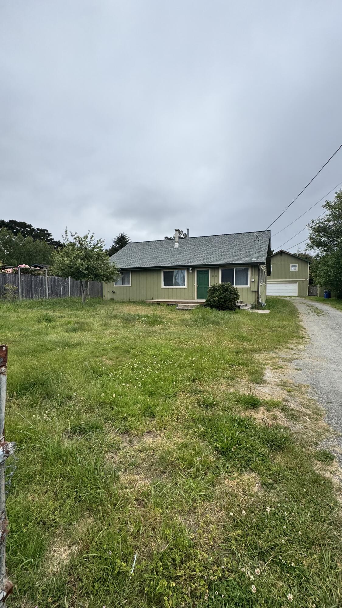 3295 Barnett Avenue, McKinleyville