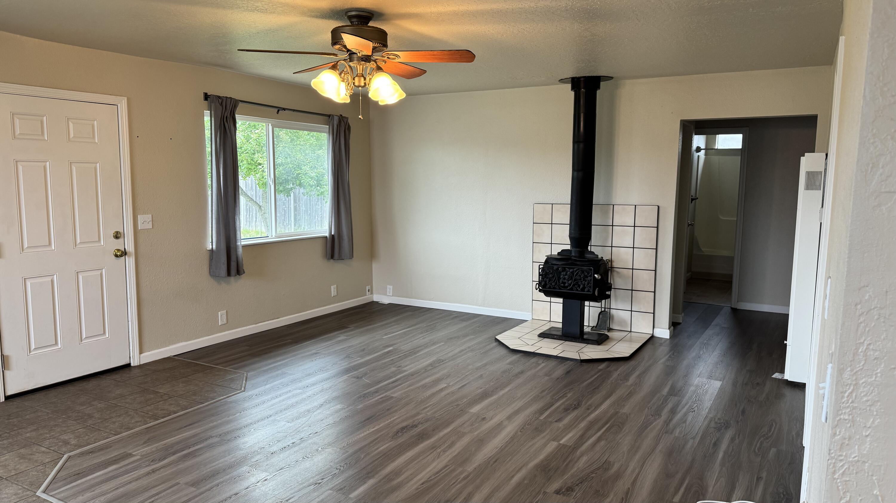 3295 Barnett Avenue, McKinleyville