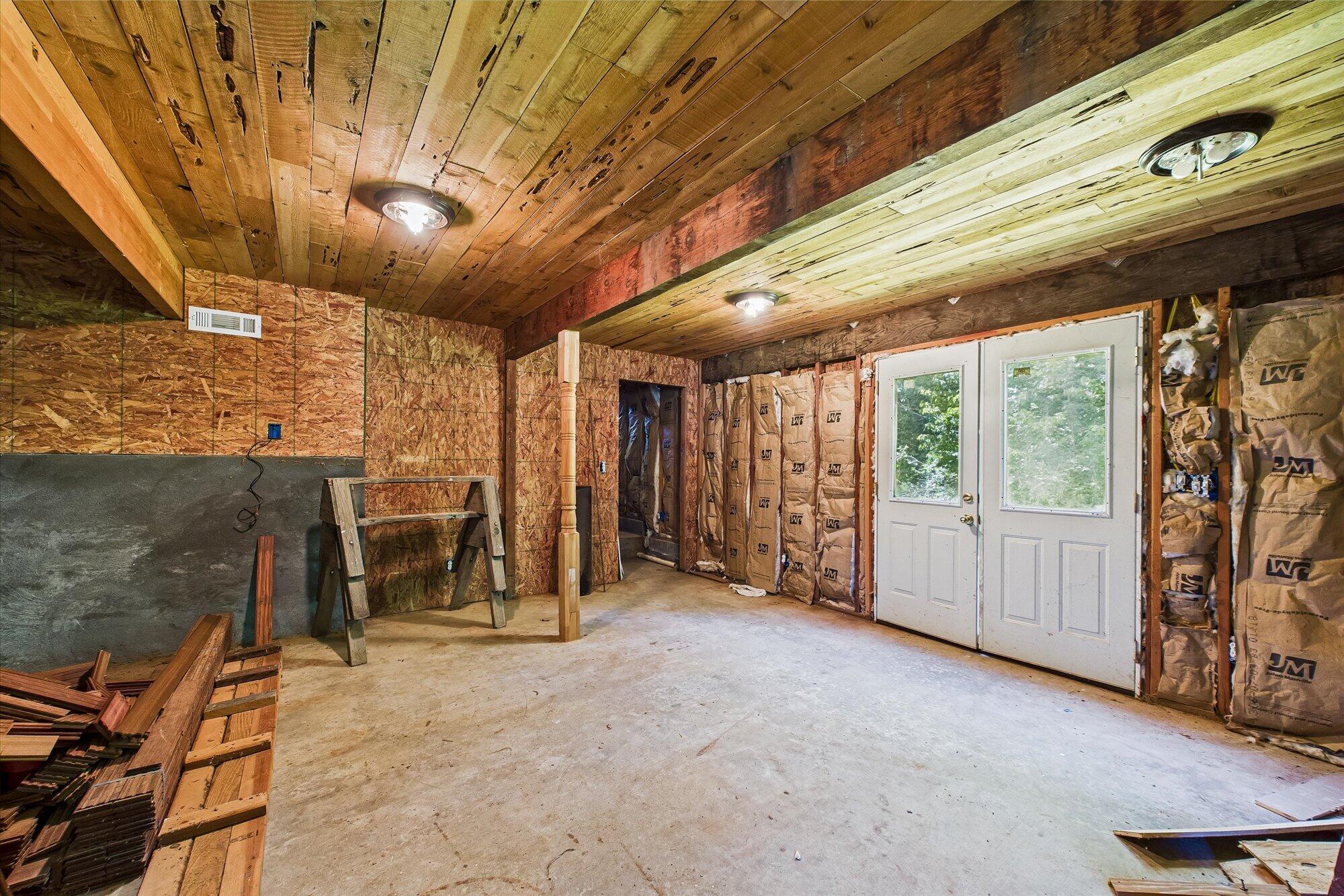 211 Redbud Lane