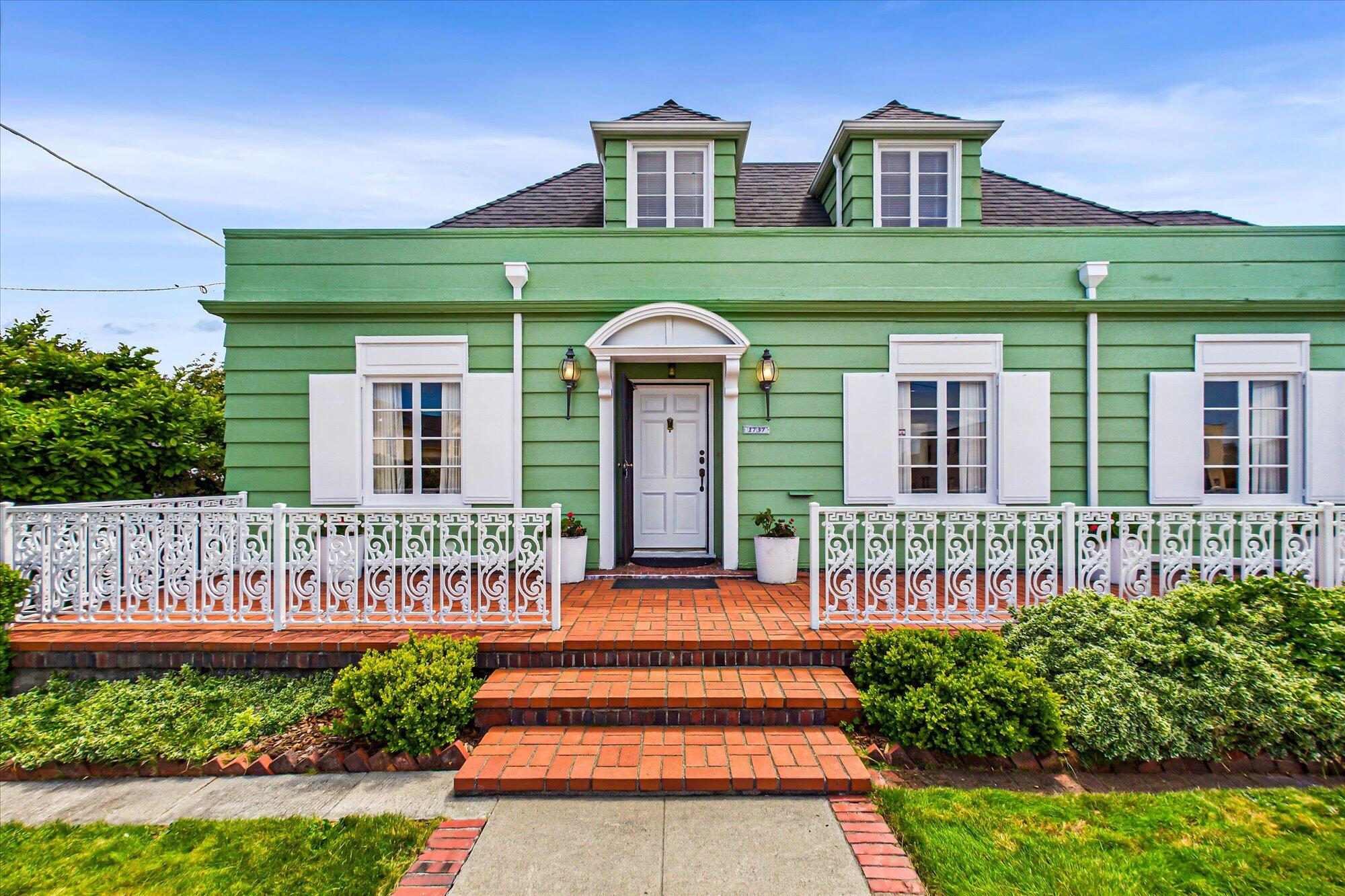 1737 H Street