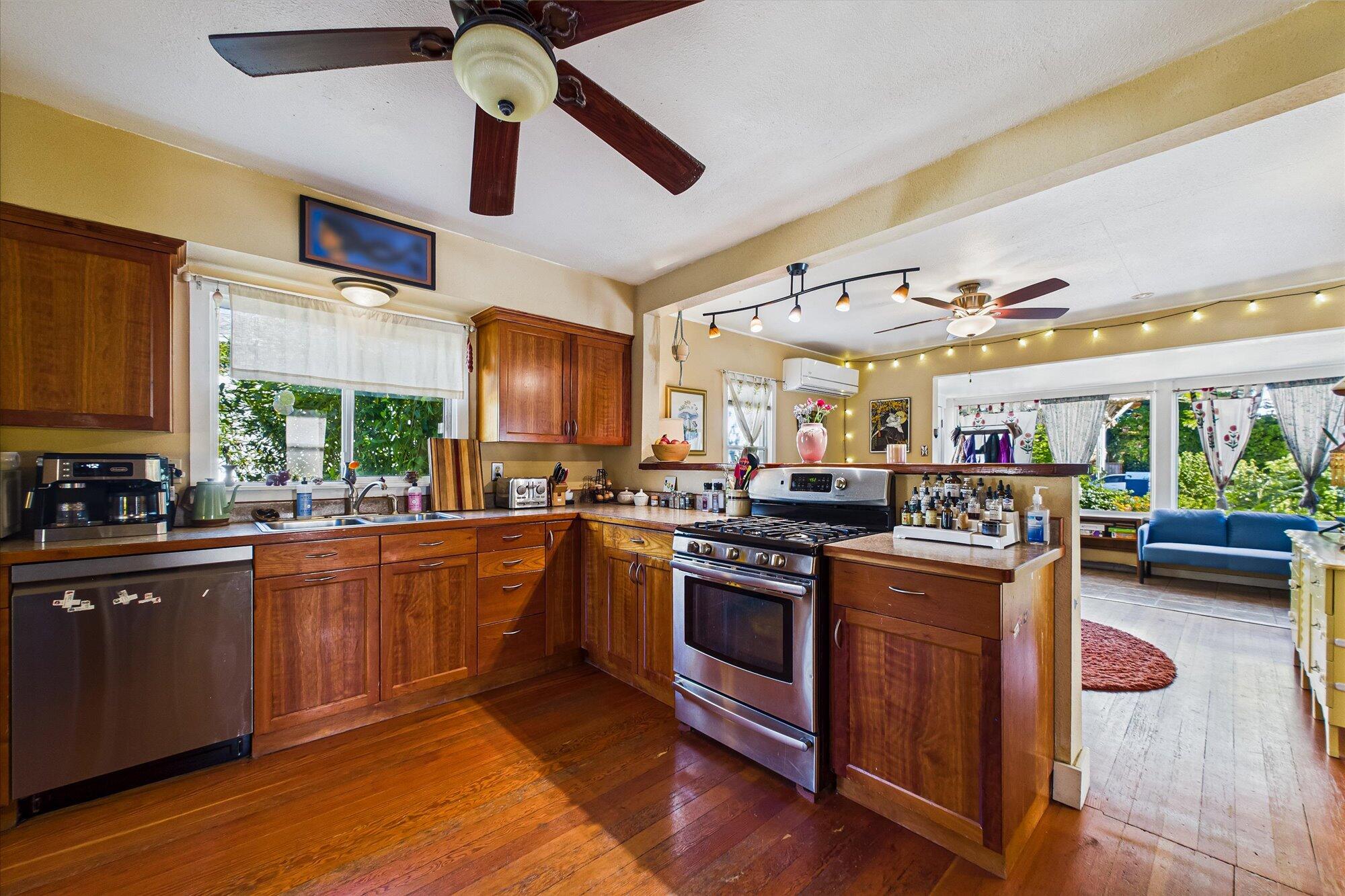 3291 18th Street