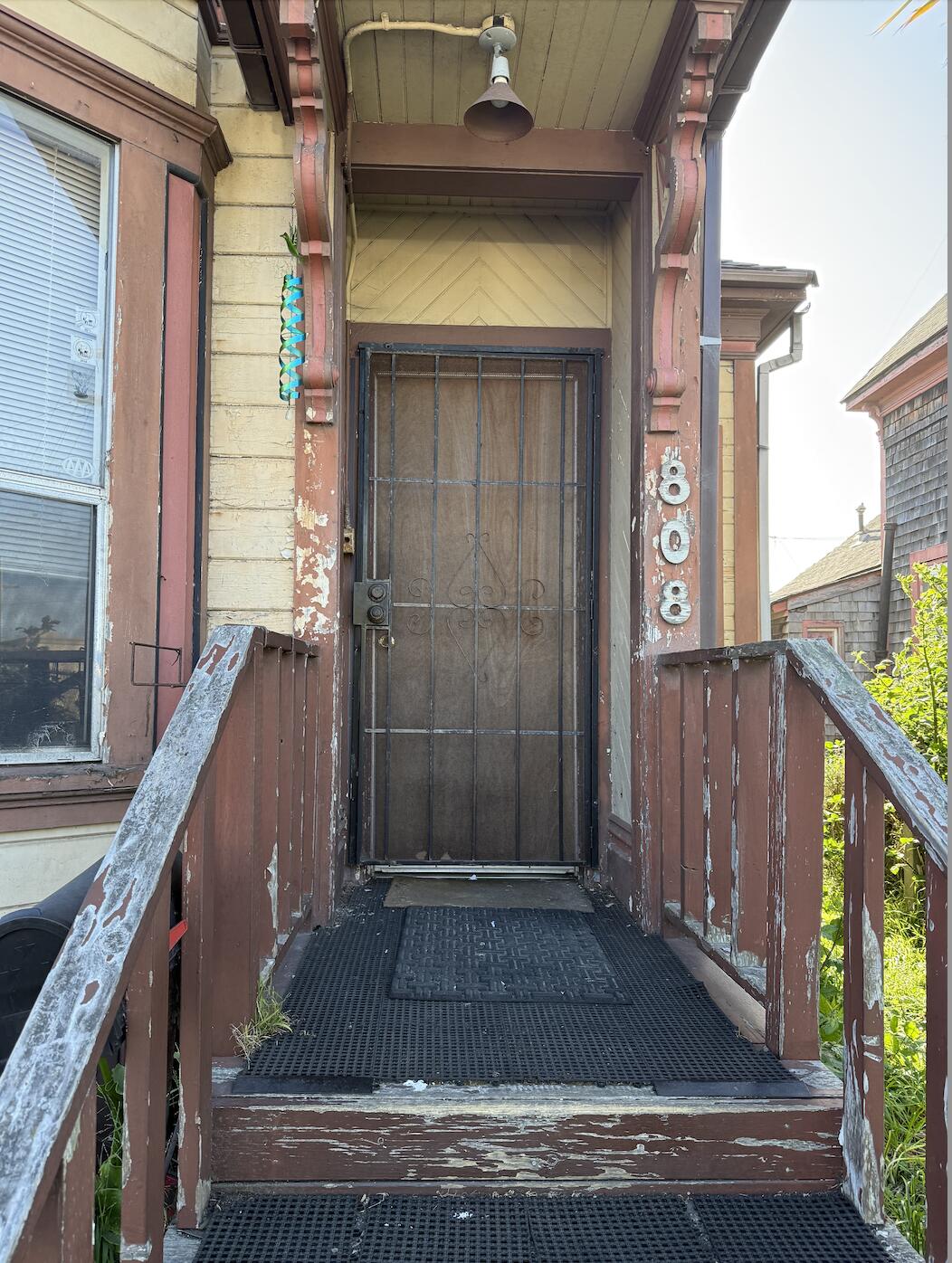 808 Summer Street