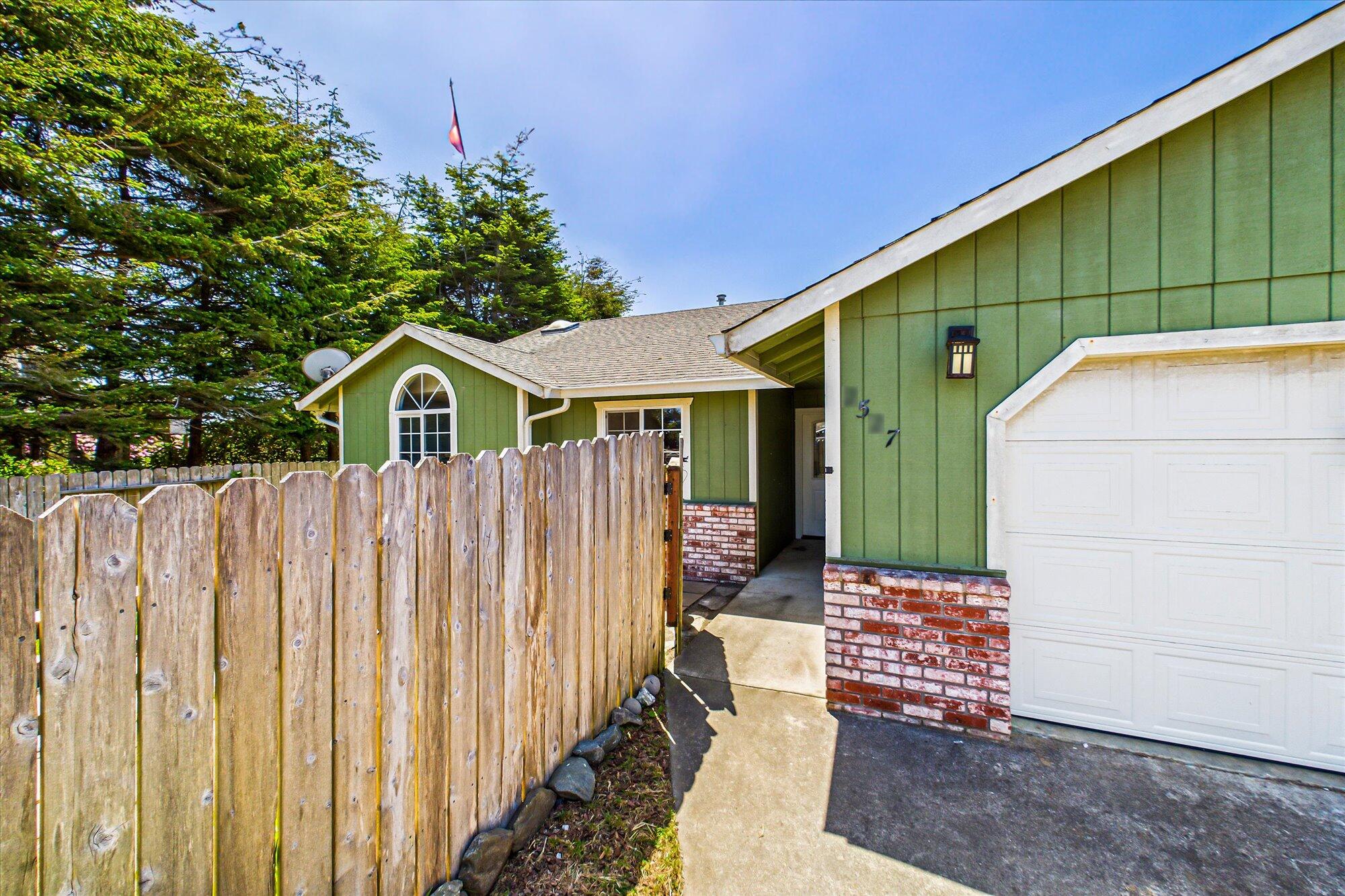 2527 Rita Avenue, McKinleyville