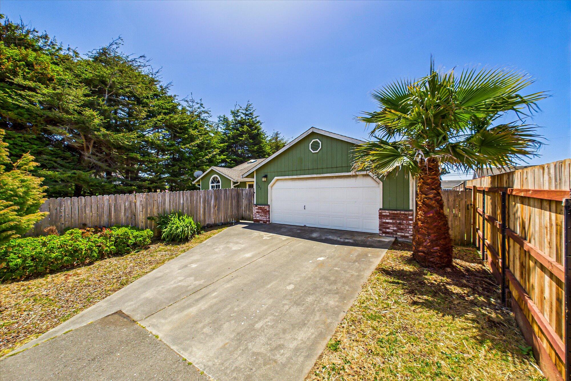 2527 Rita Avenue, McKinleyville