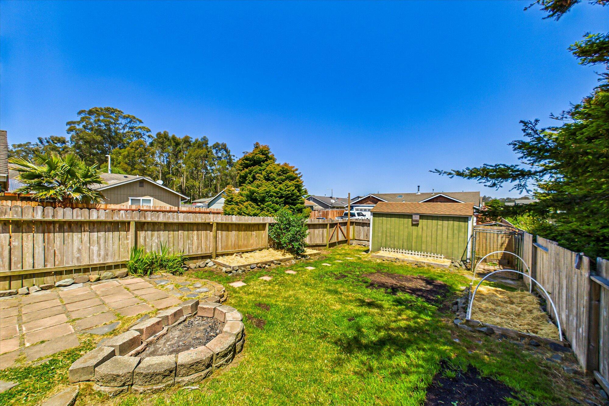 2527 Rita Avenue, McKinleyville