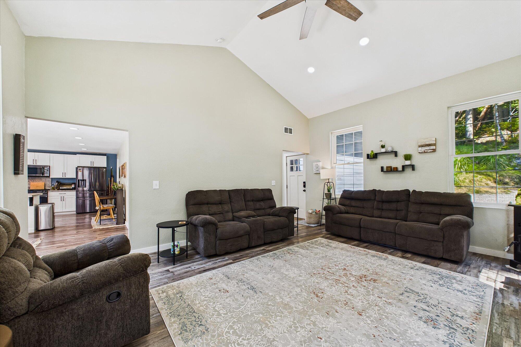 2203 Plunkett Road