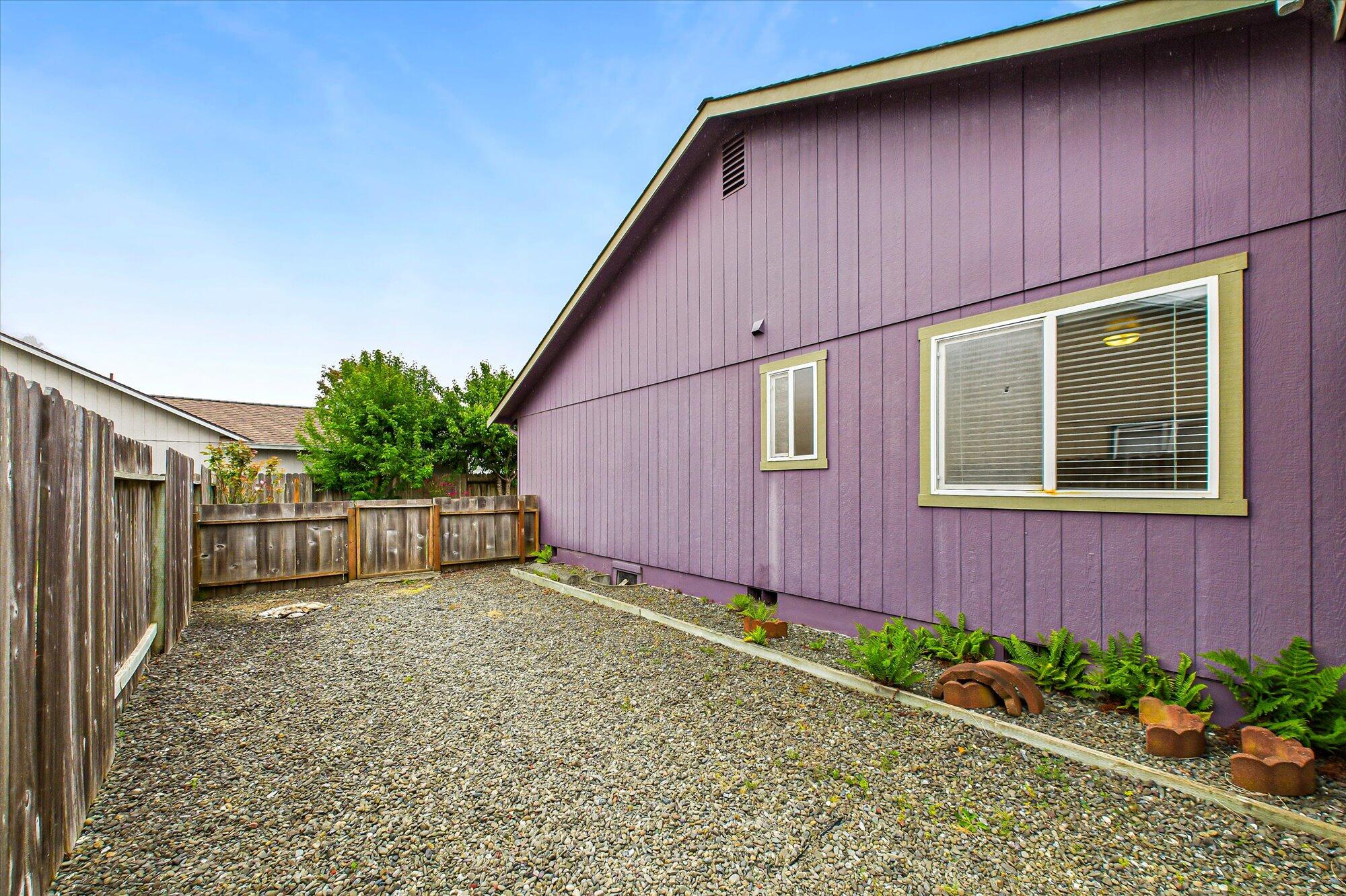 2010 Heartwood Drive, McKinleyville