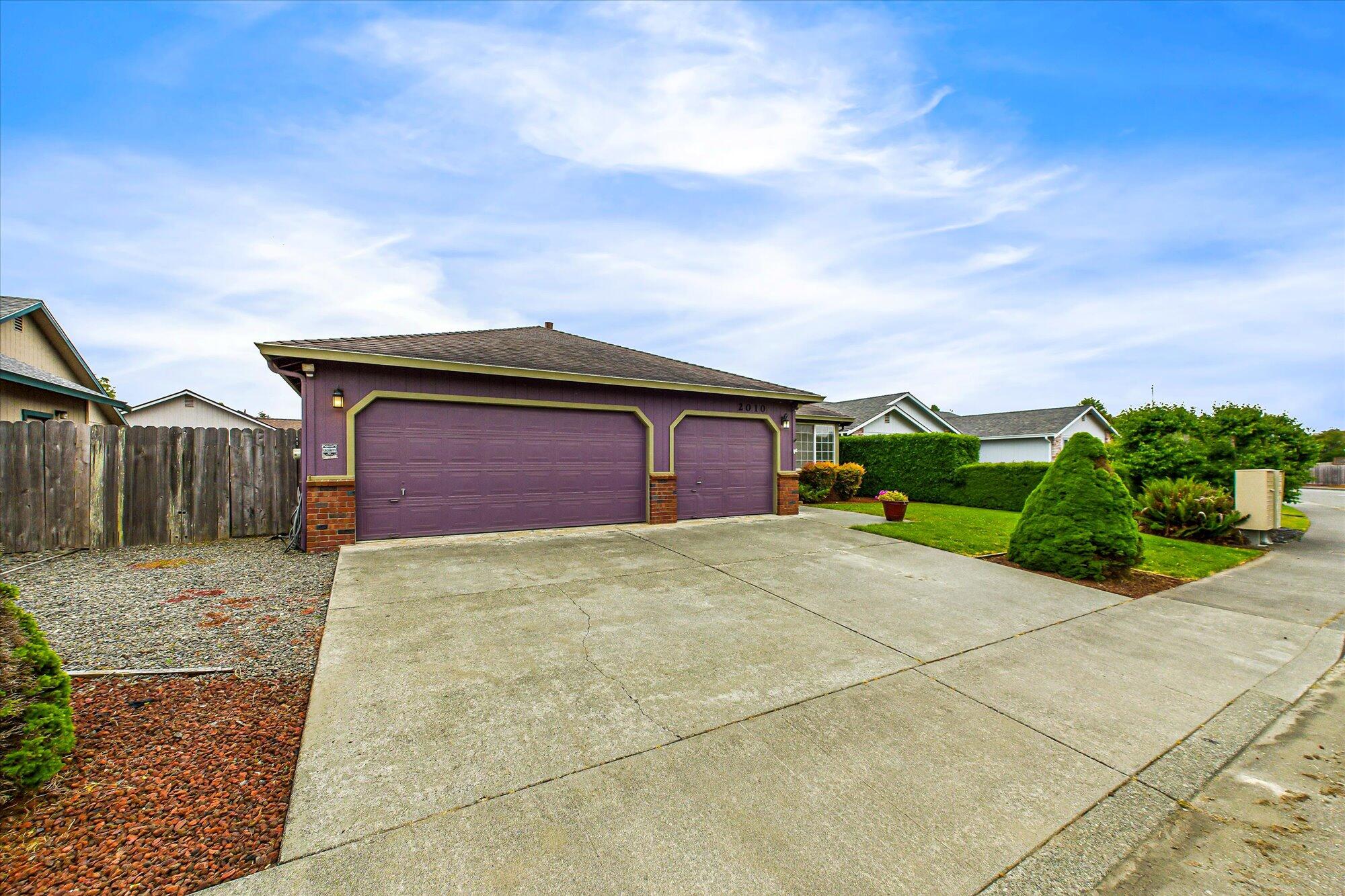 2010 Heartwood Drive, McKinleyville