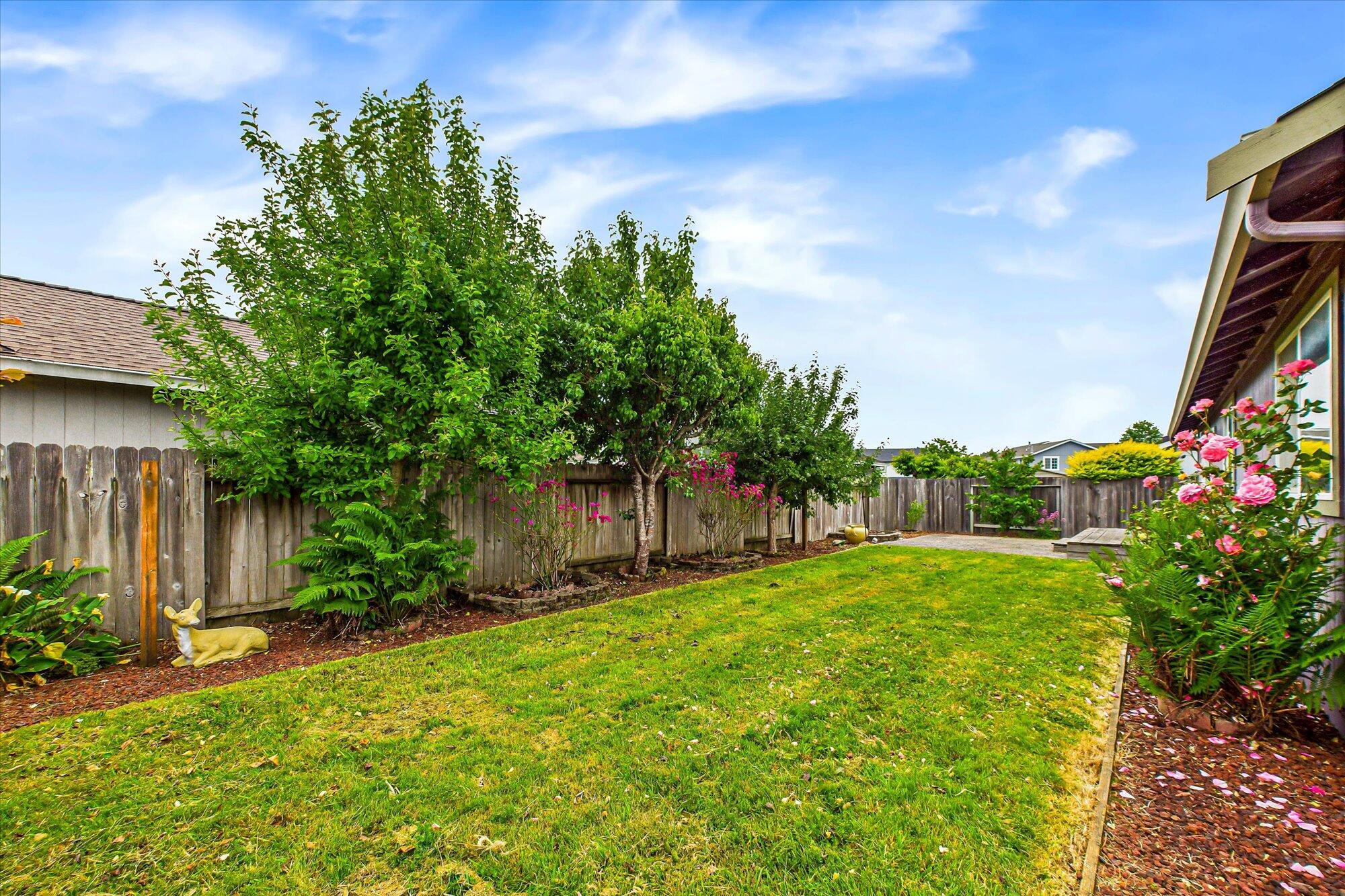 2010 Heartwood Drive, McKinleyville