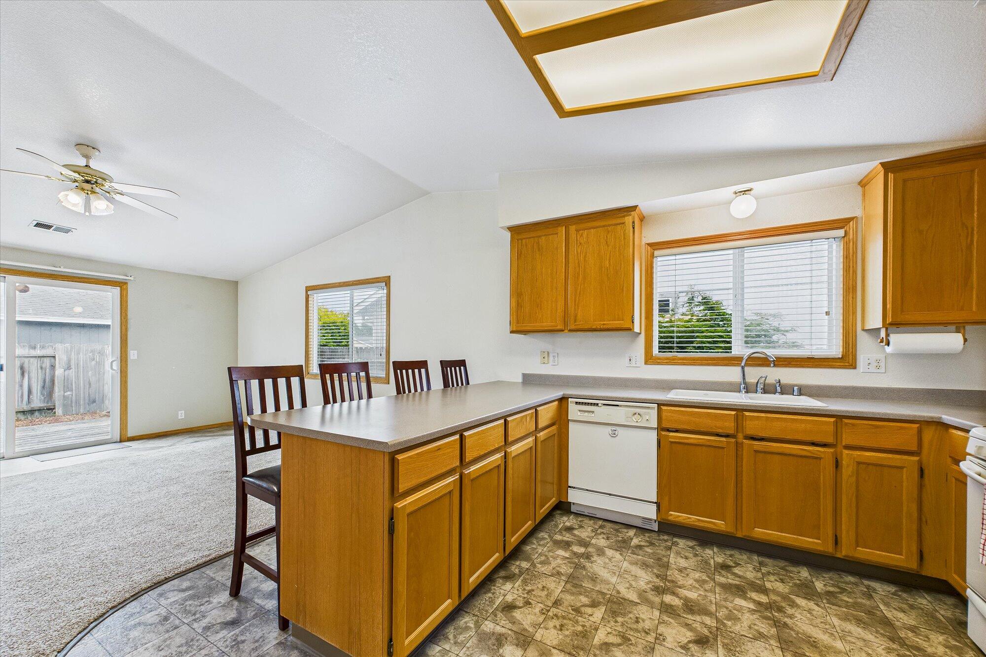 2010 Heartwood Drive, McKinleyville