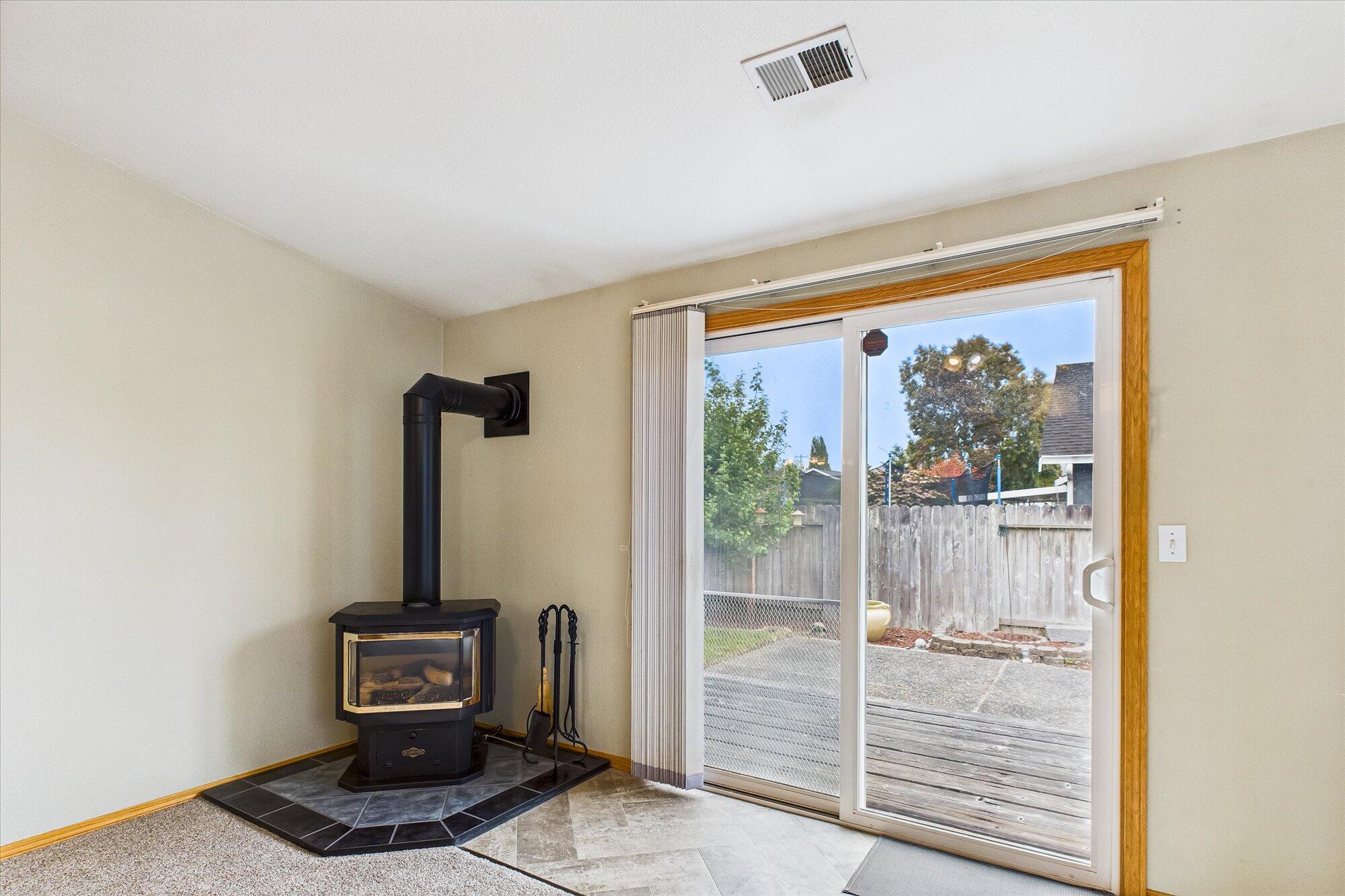 2010 Heartwood Drive, McKinleyville