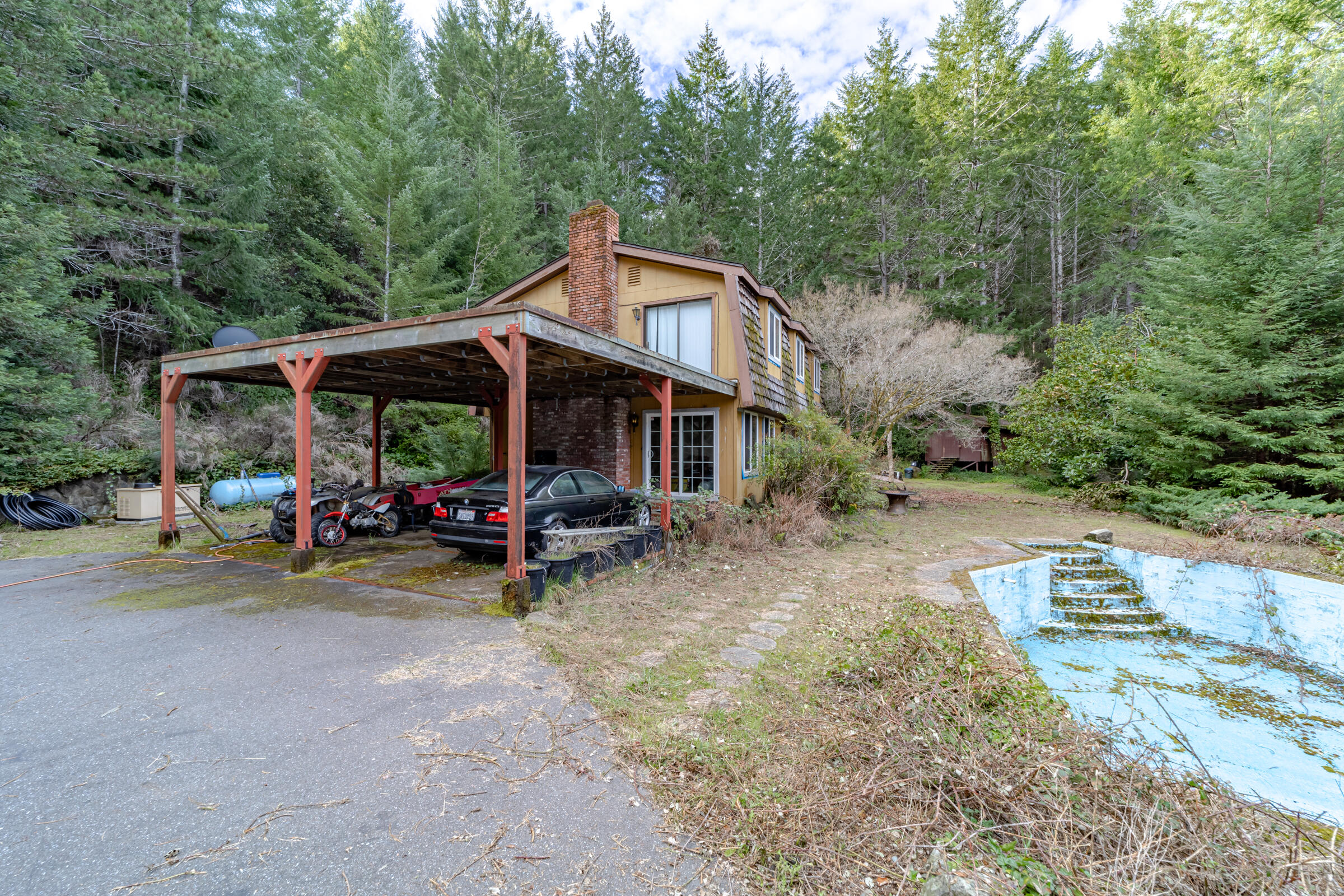 70 Cloud Forest Lane