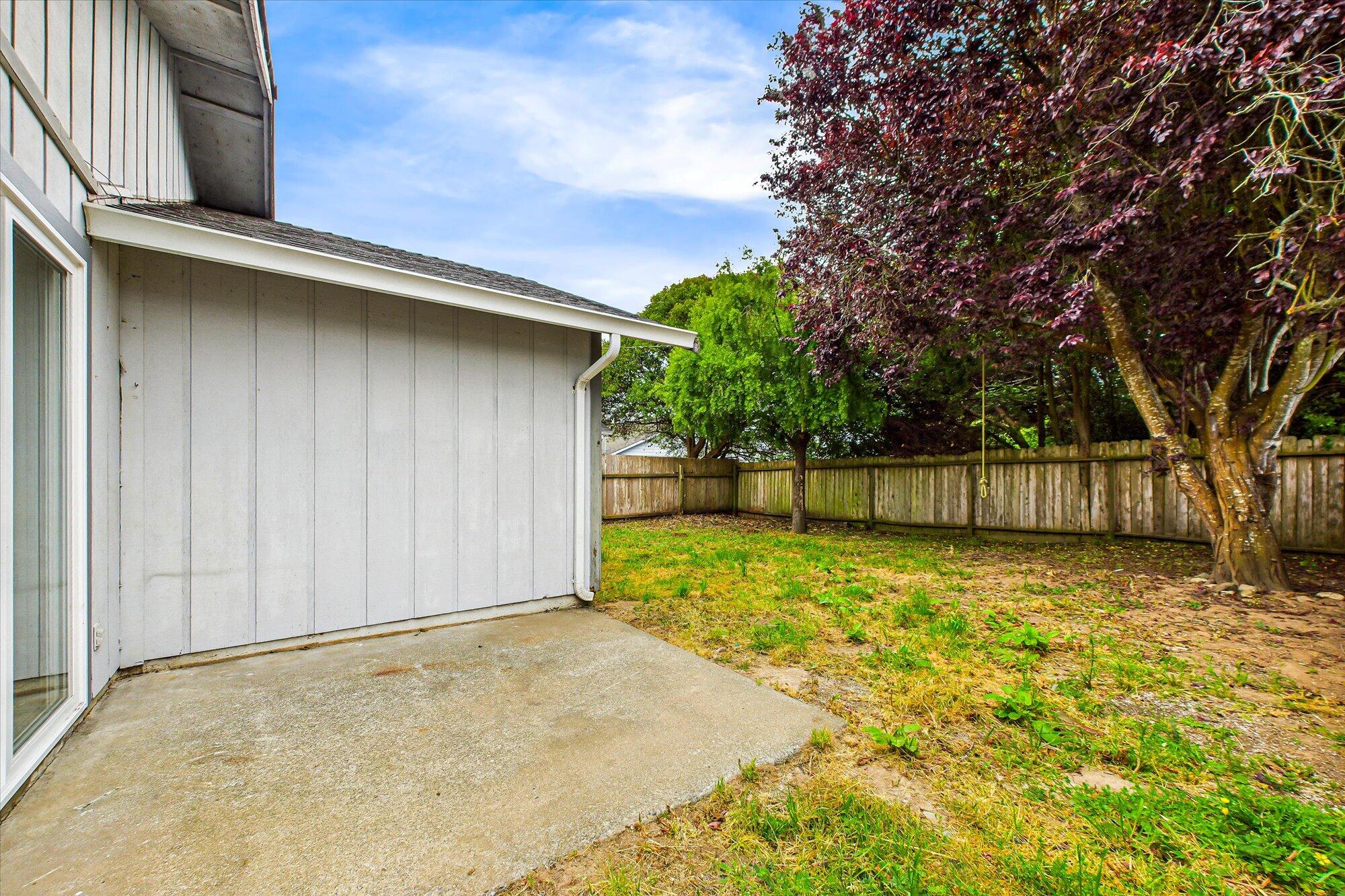 4329 Little Fairfield Street