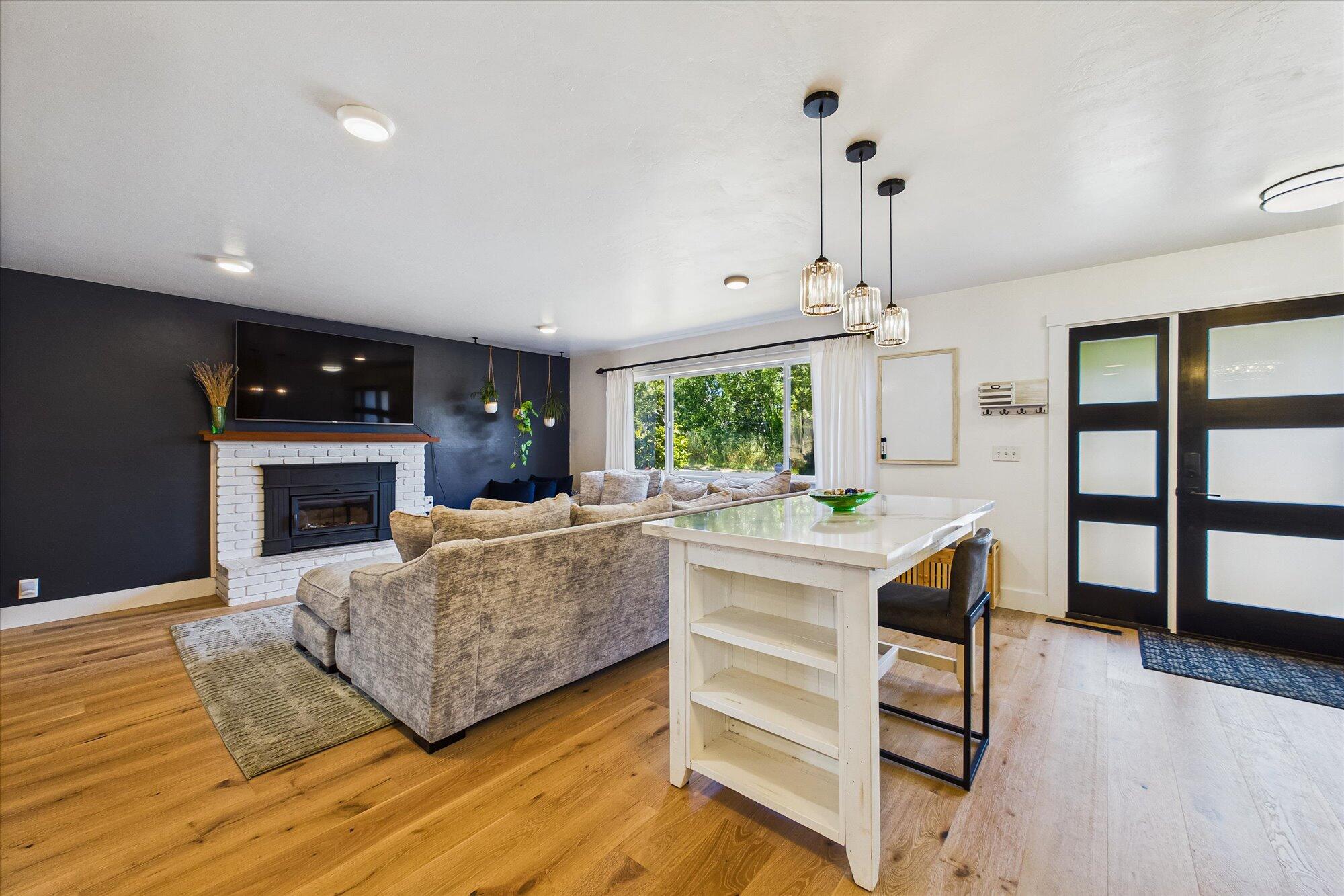 3550 Edgewood Road